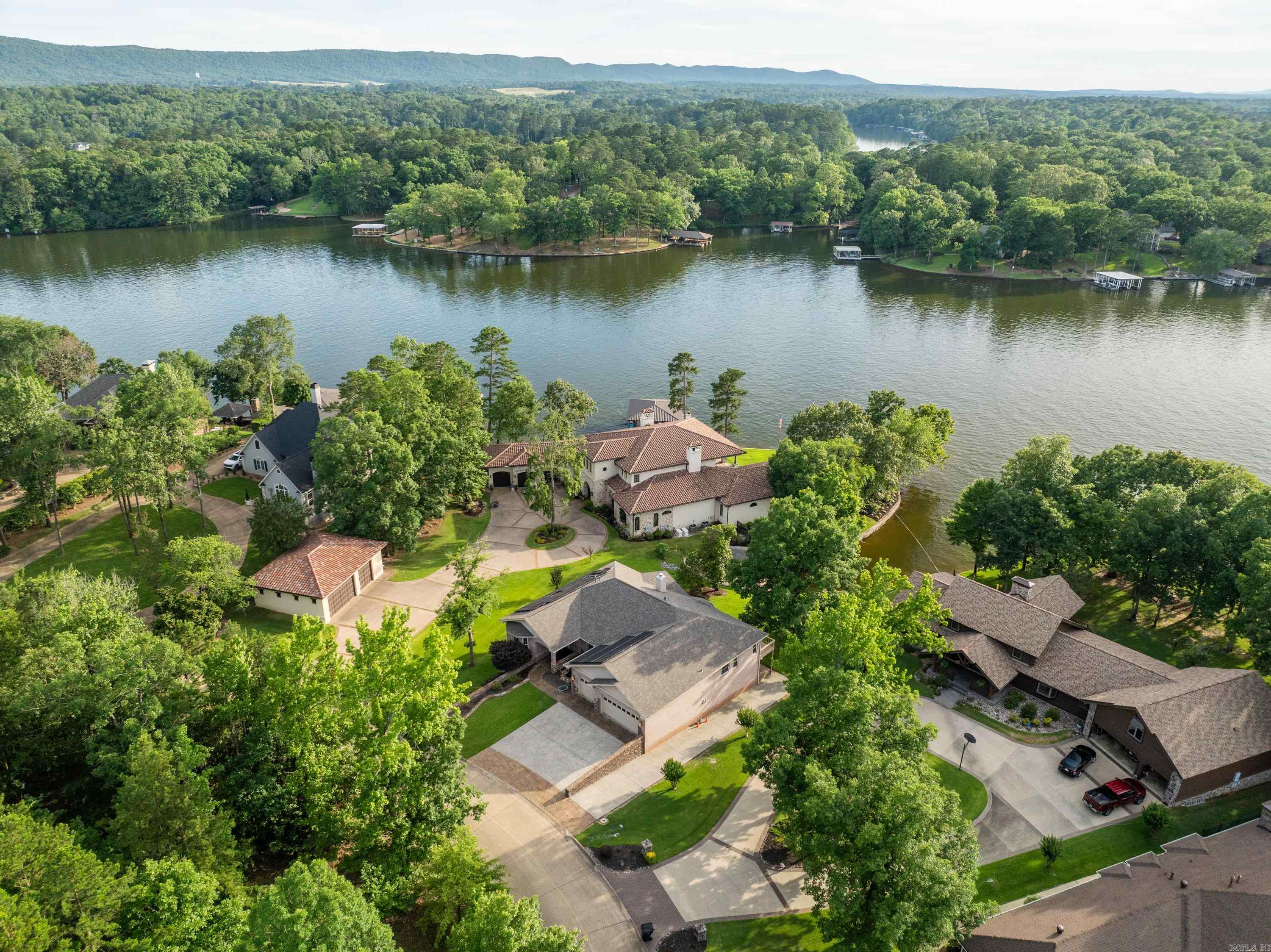128  Waterview  Hot Springs, AR
