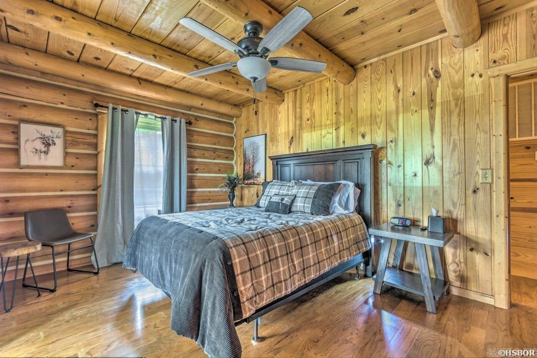 1265  Timberlake  Royal, AR