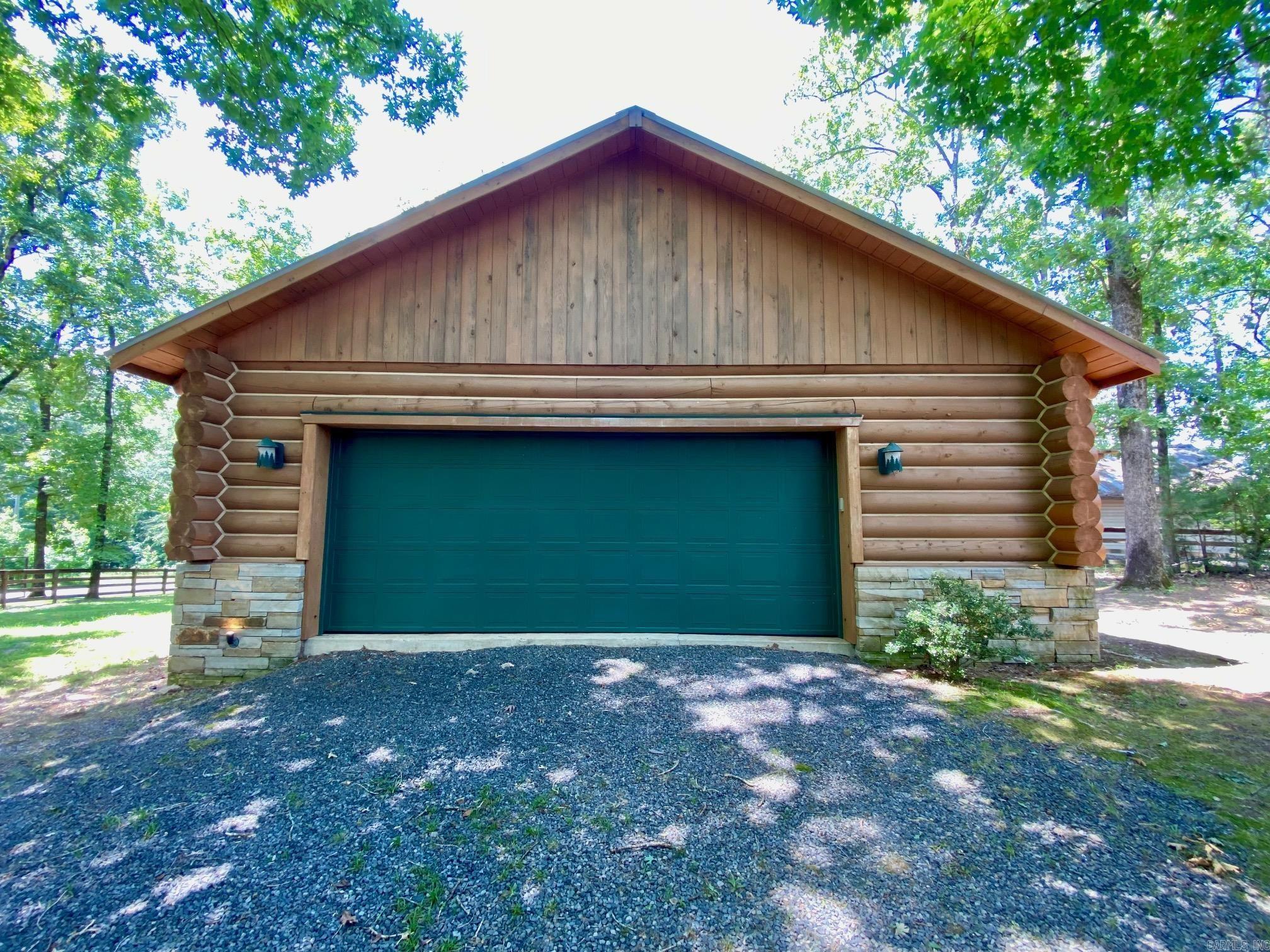 1265  Timberlake  Royal, AR