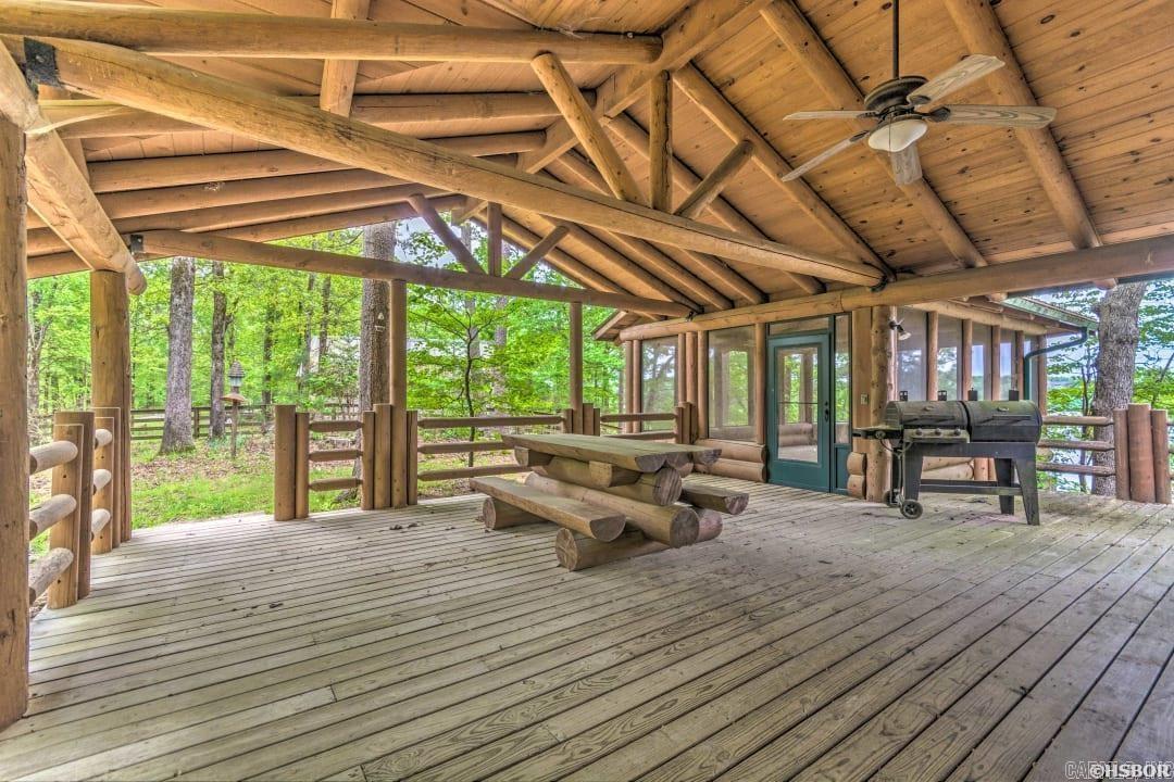 1265  Timberlake  Royal, AR