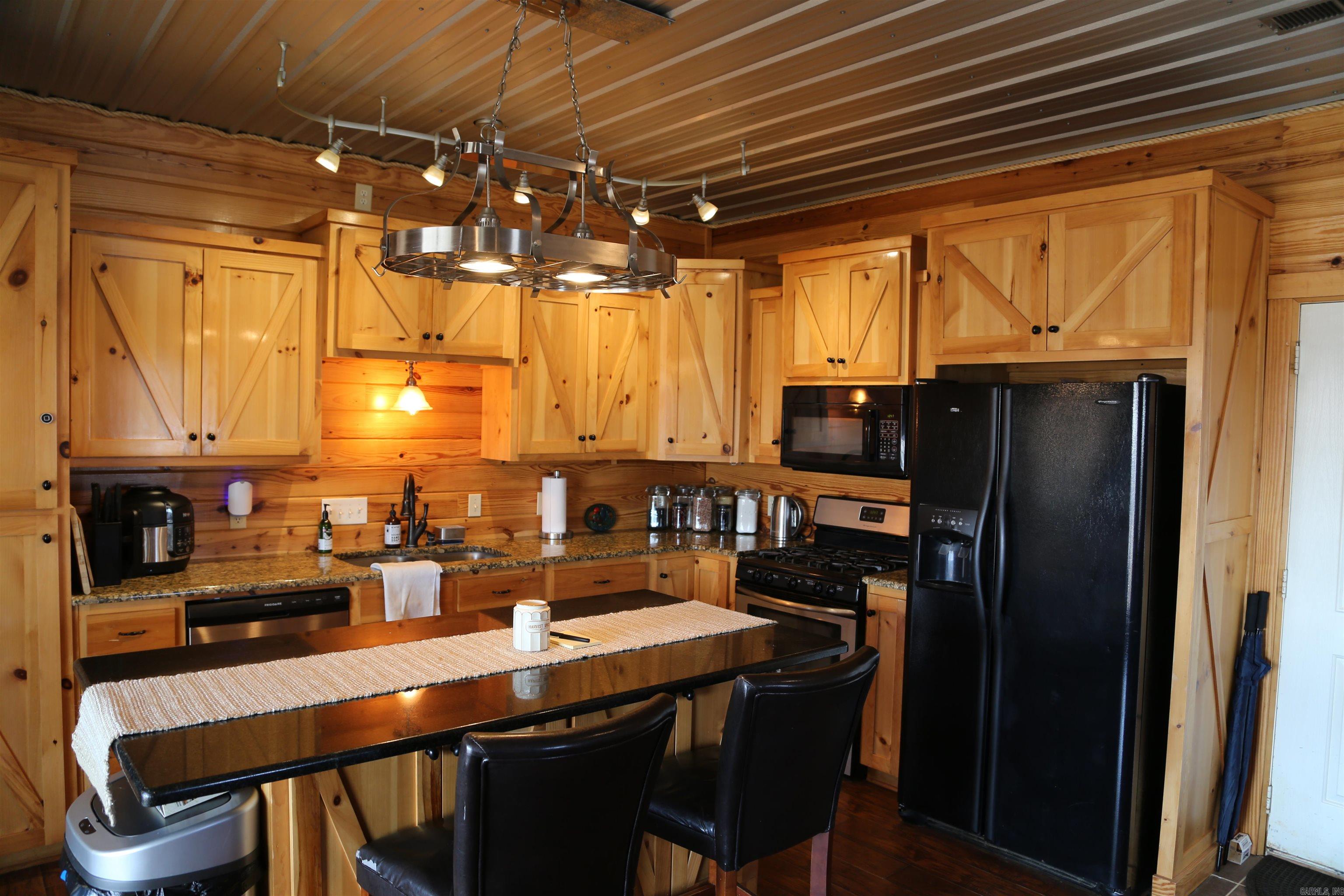 1551 S Bullpen Road  Oxford, AR