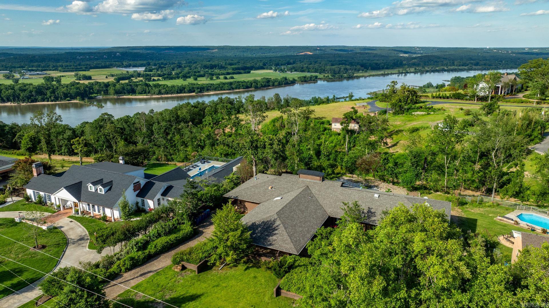 19  Sunset  Cammack Village, AR