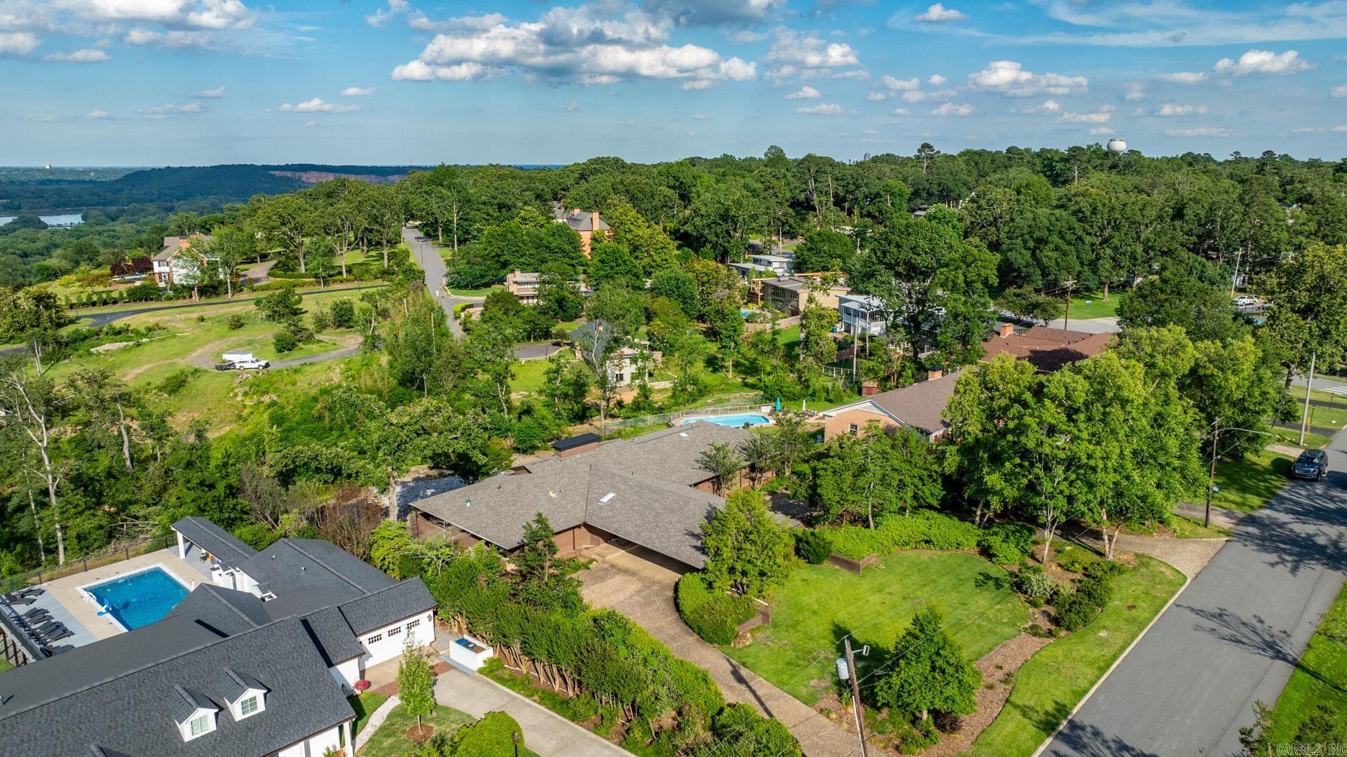 19  Sunset  Cammack Village, AR