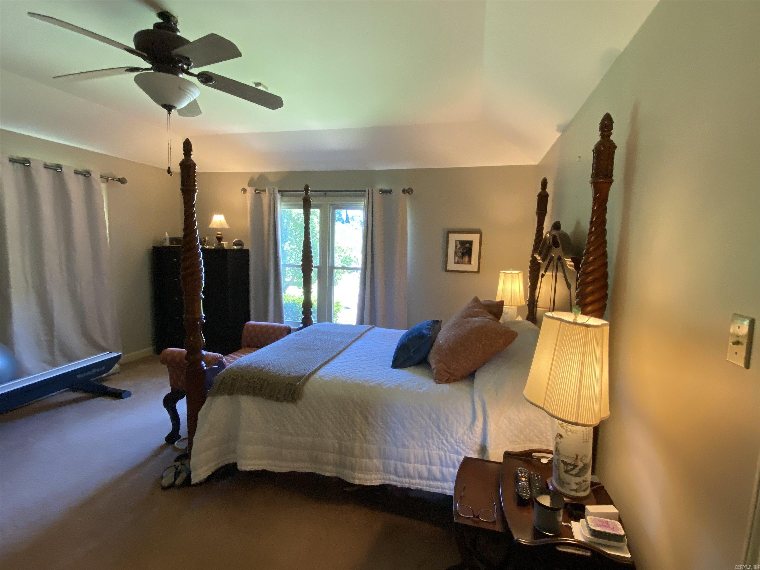 1205 Yorkshire Helena, AR 72342