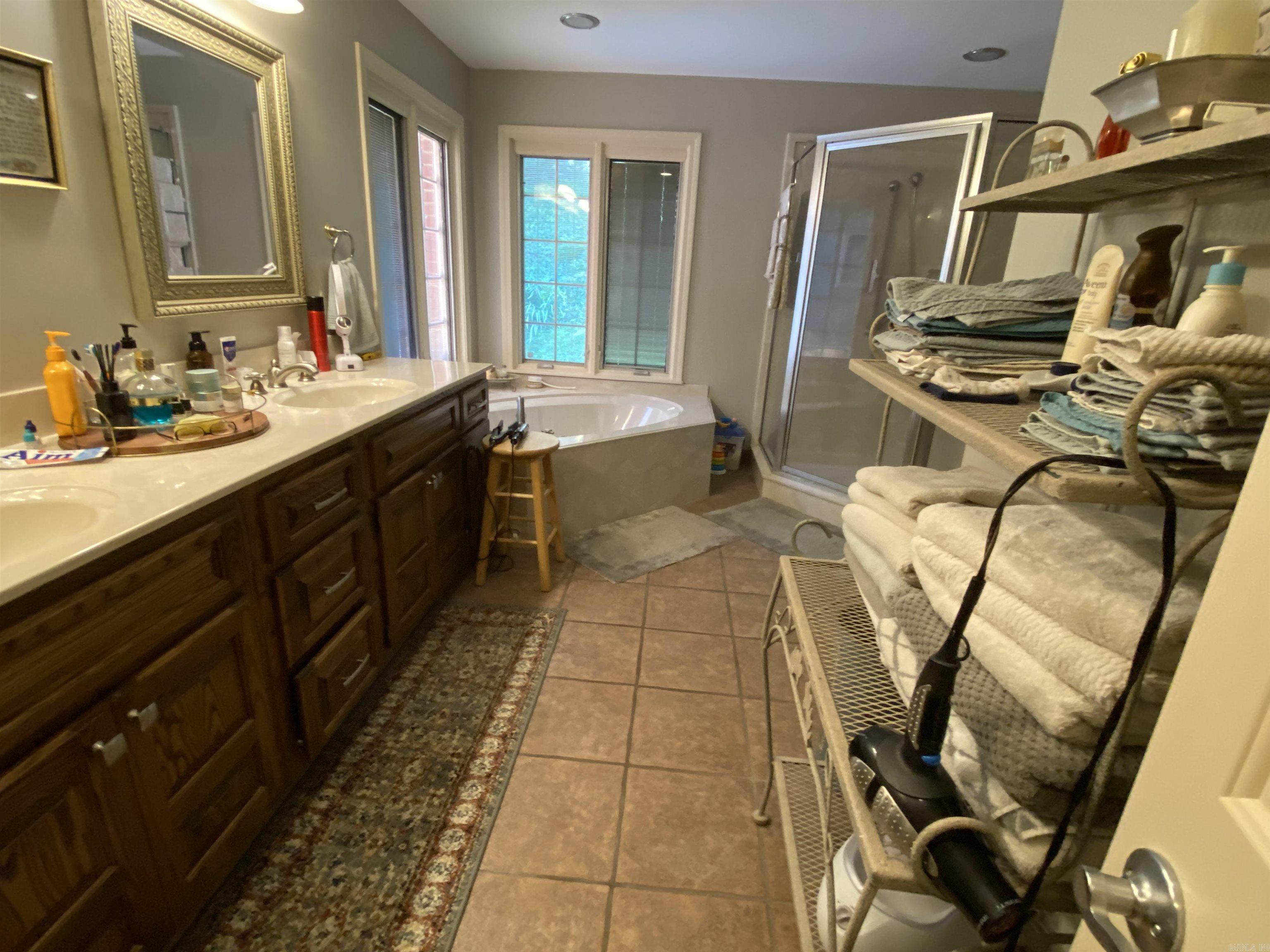 1205 Yorkshire Helena, AR 72342
