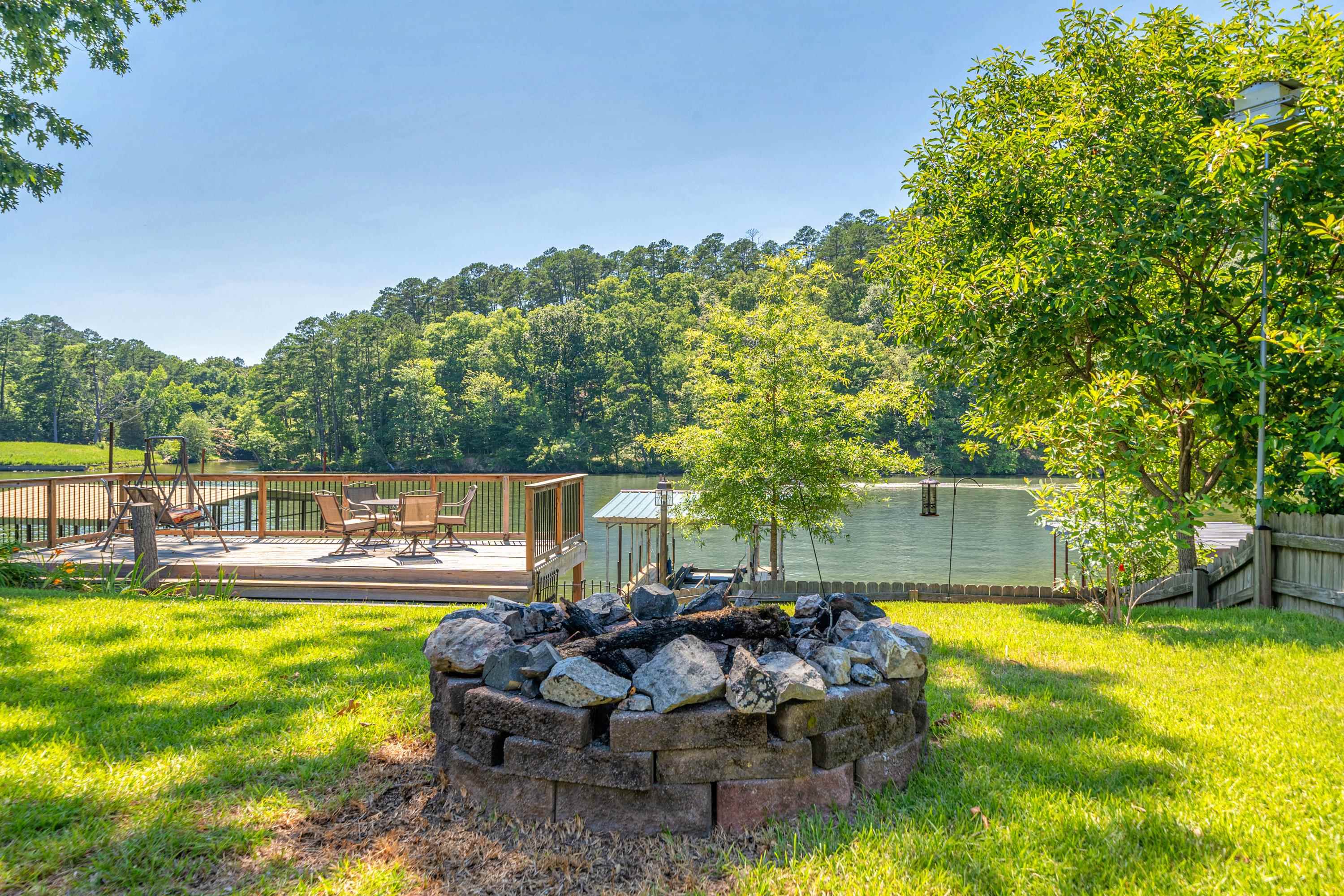 1572  TREASURE ISLE  Hot Springs, AR