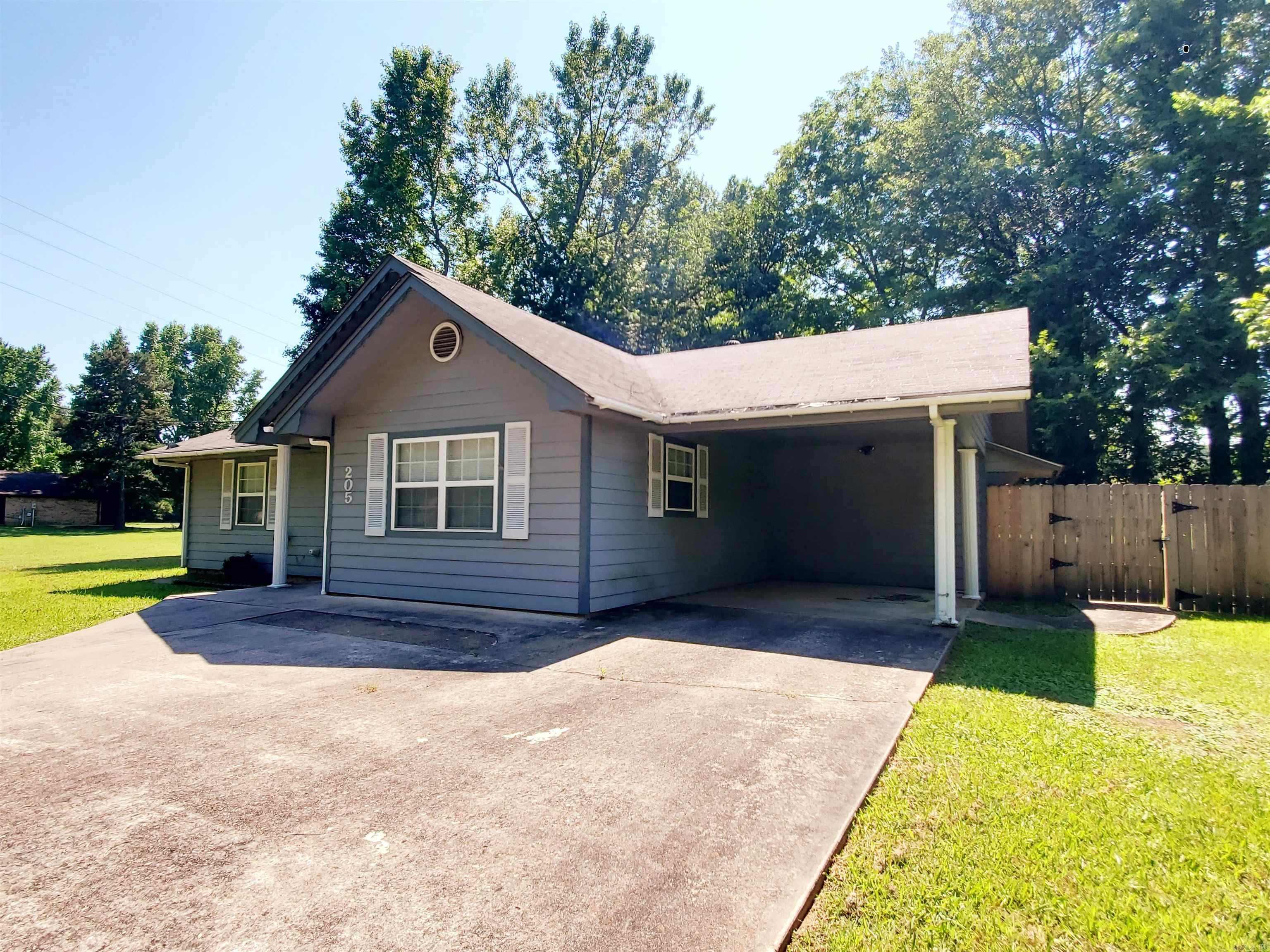 205  Cherry Street  Mena, AR
