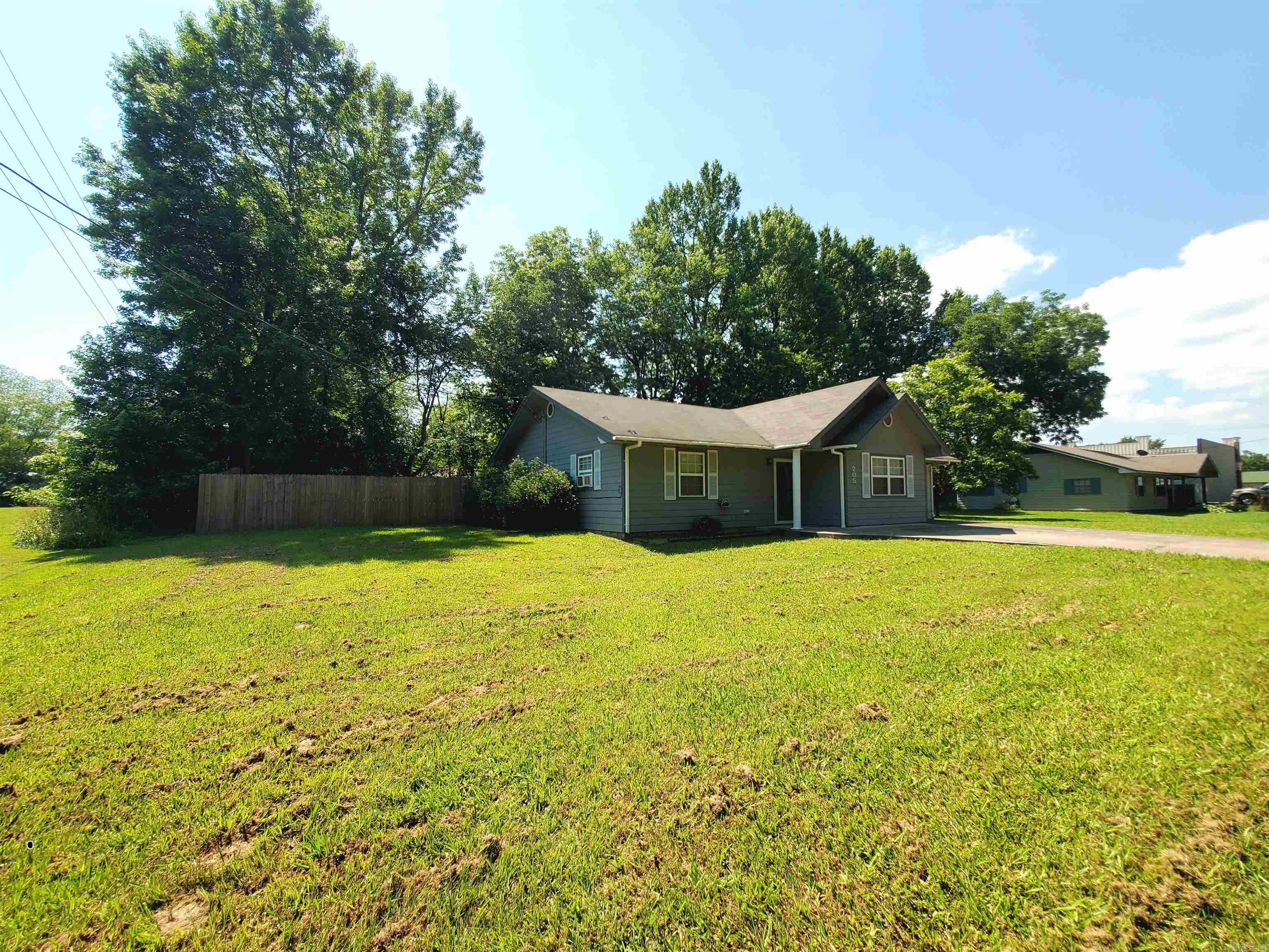 205  Cherry Street  Mena, AR