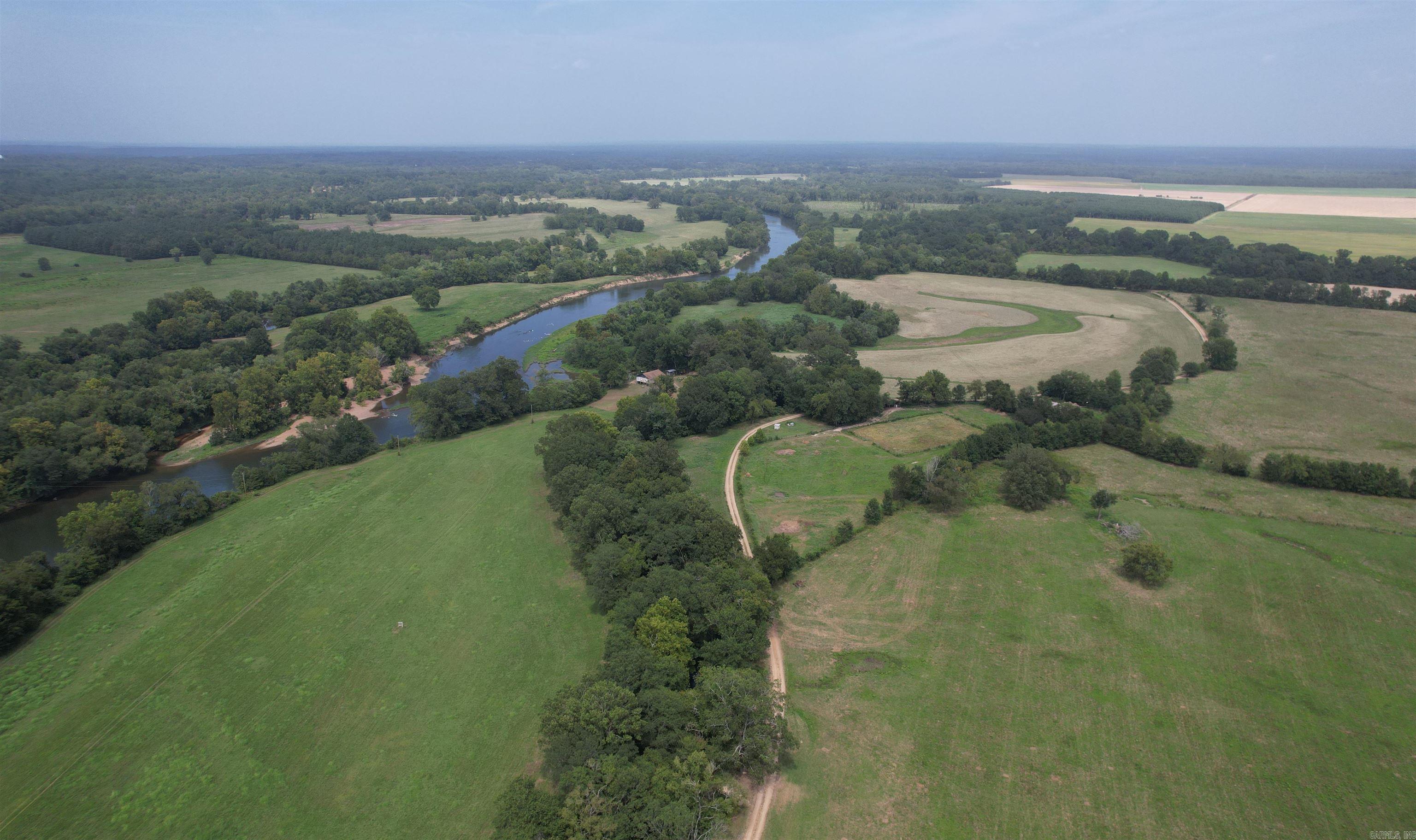3030  Countness Road  Friendship, AR