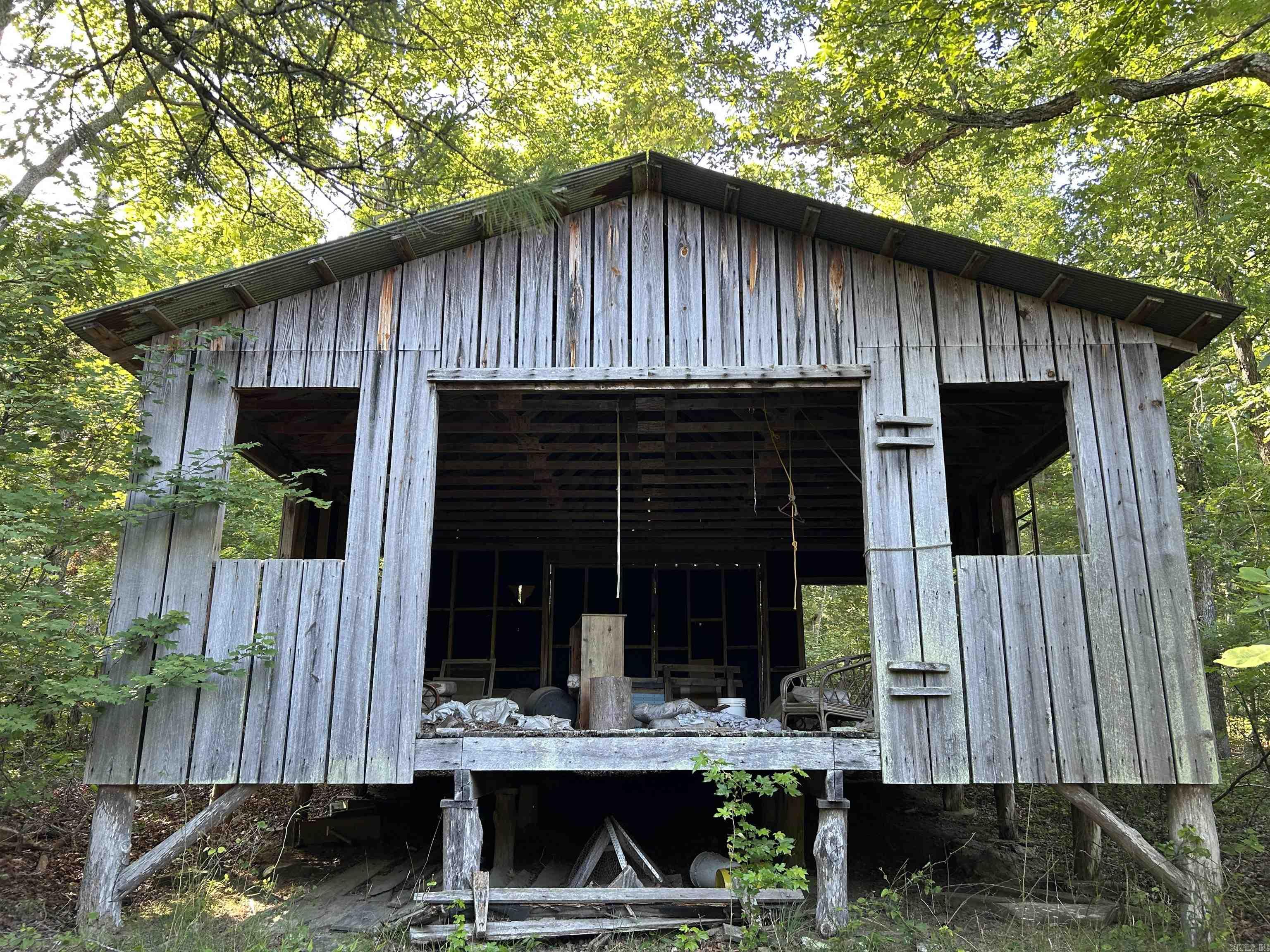 2325  Six Ridge  Drasco, AR