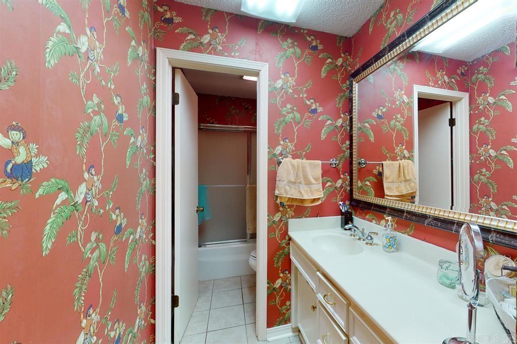 372  Coral Road  Malvern, AR