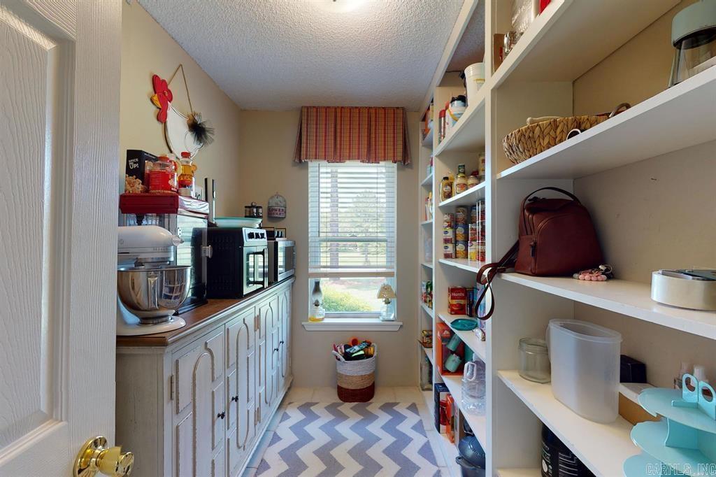 372  Coral Road  Malvern, AR