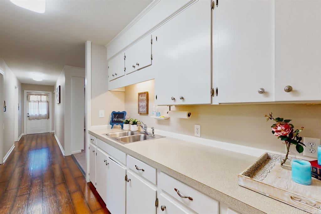 372  Coral Road  Malvern, AR
