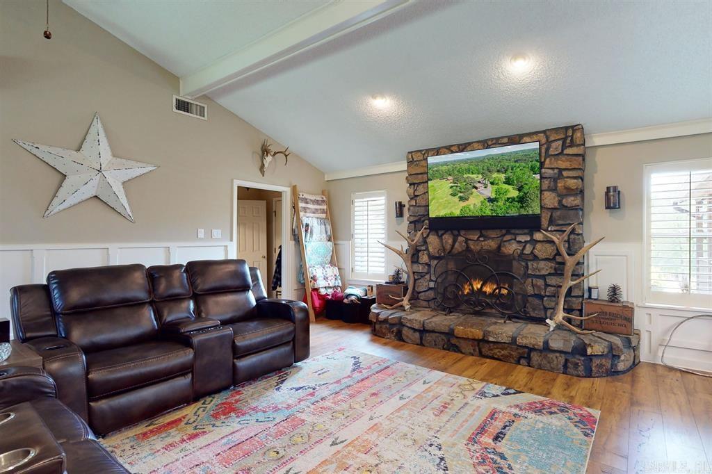 372  Coral Road  Malvern, AR