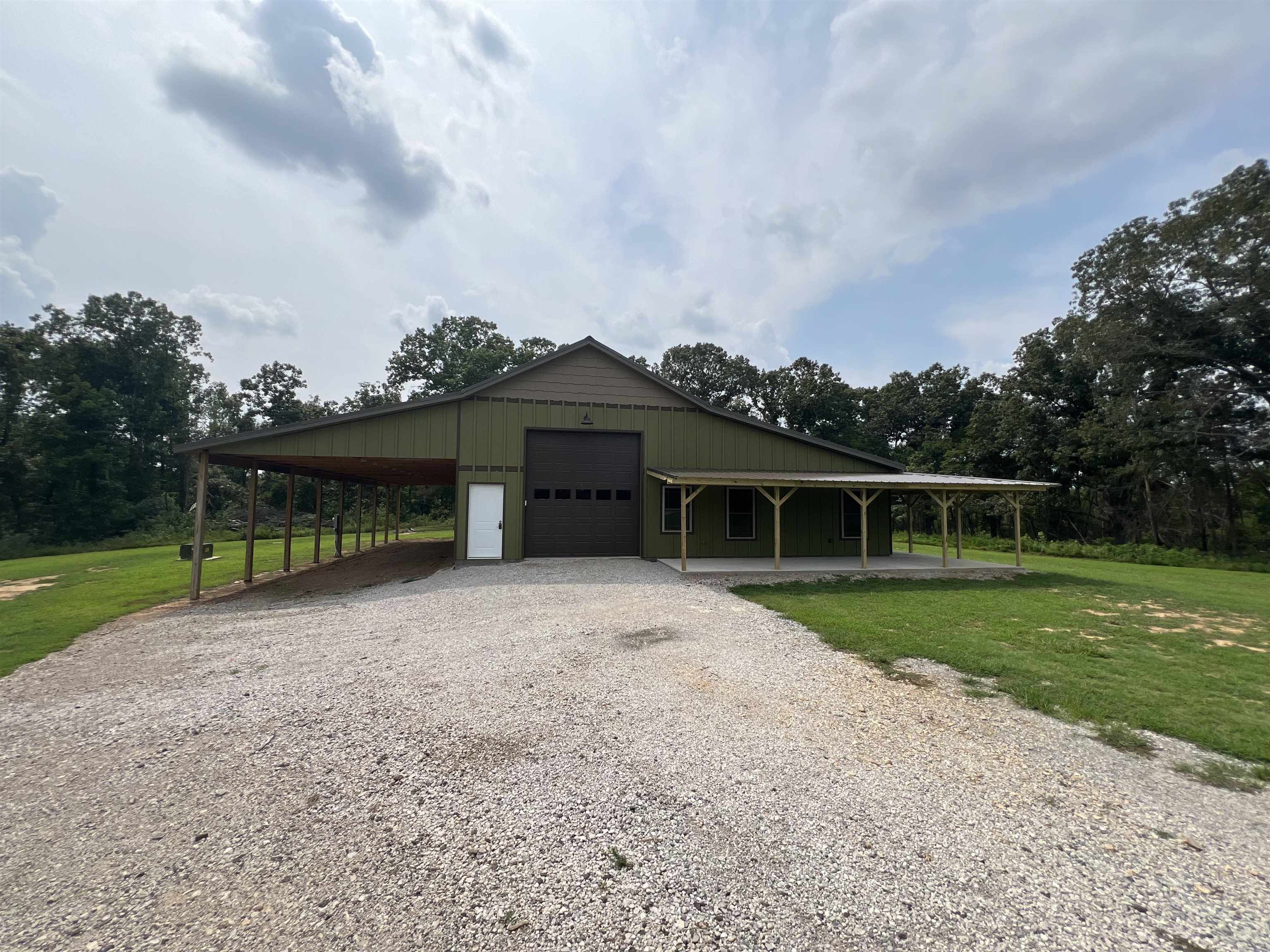 1350  HWY 115  Smithville, AR
