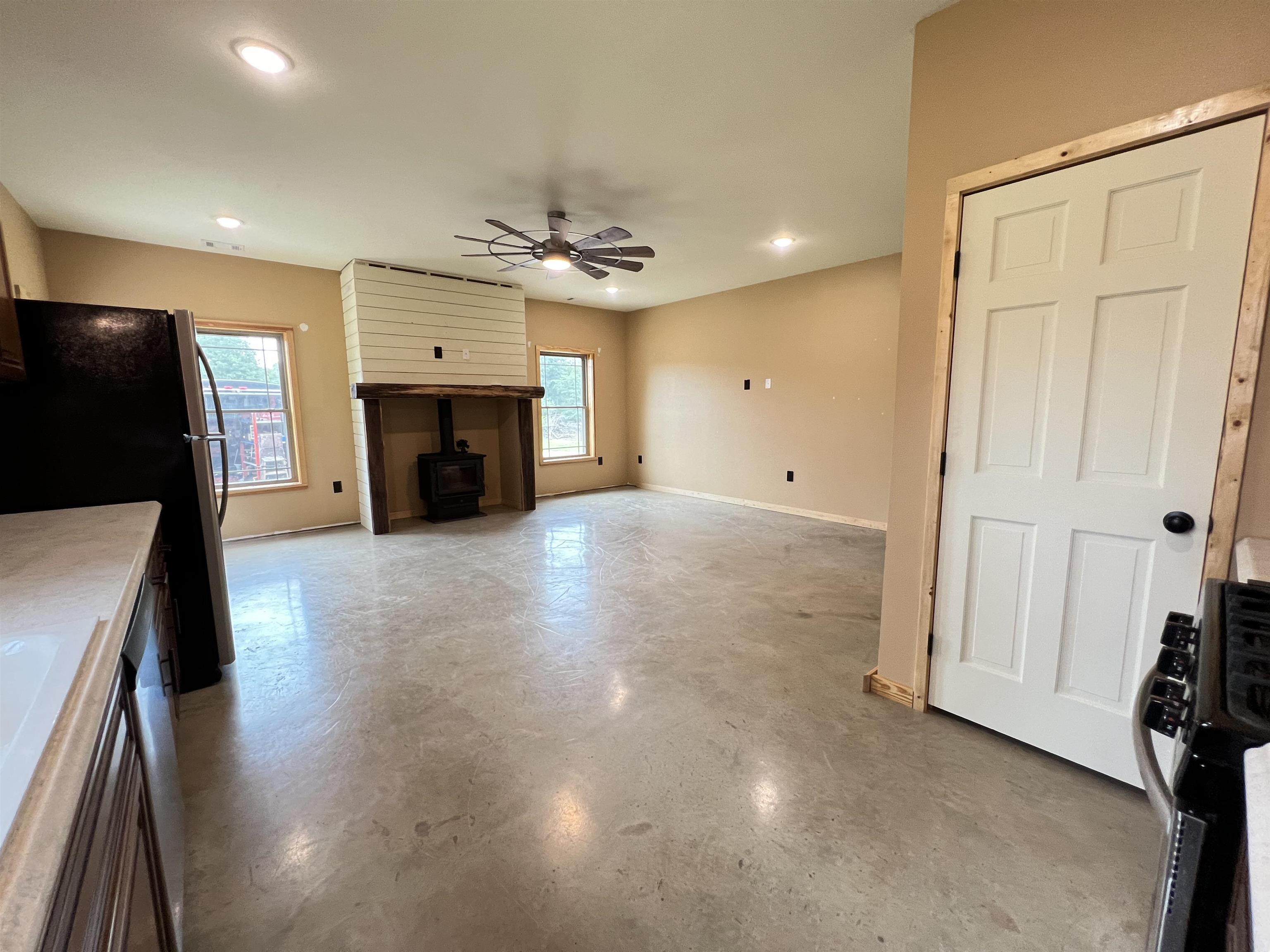 1350  HWY 115  Smithville, AR
