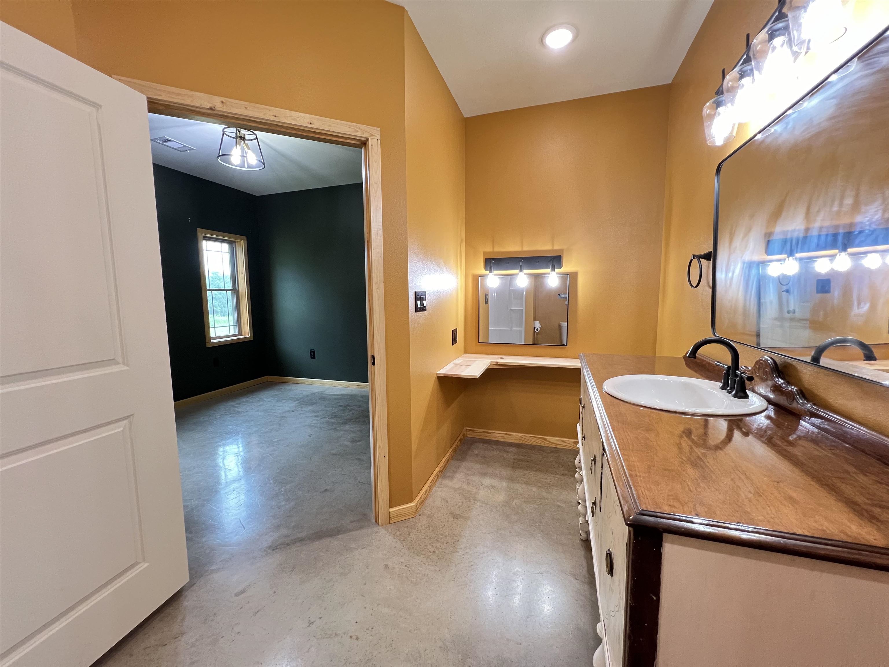 1350  HWY 115  Smithville, AR