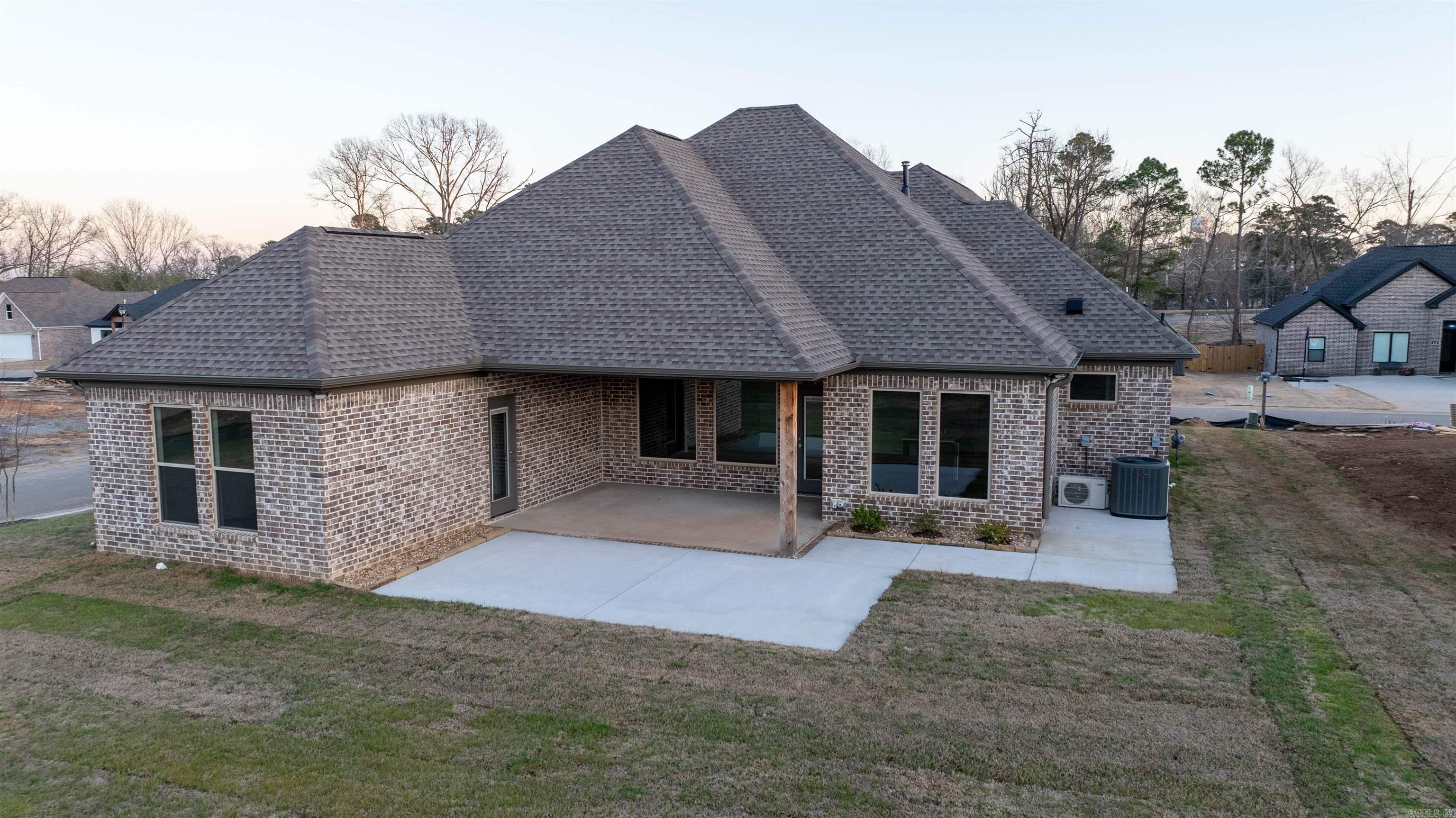 117  Harmony Village  Haskell, AR