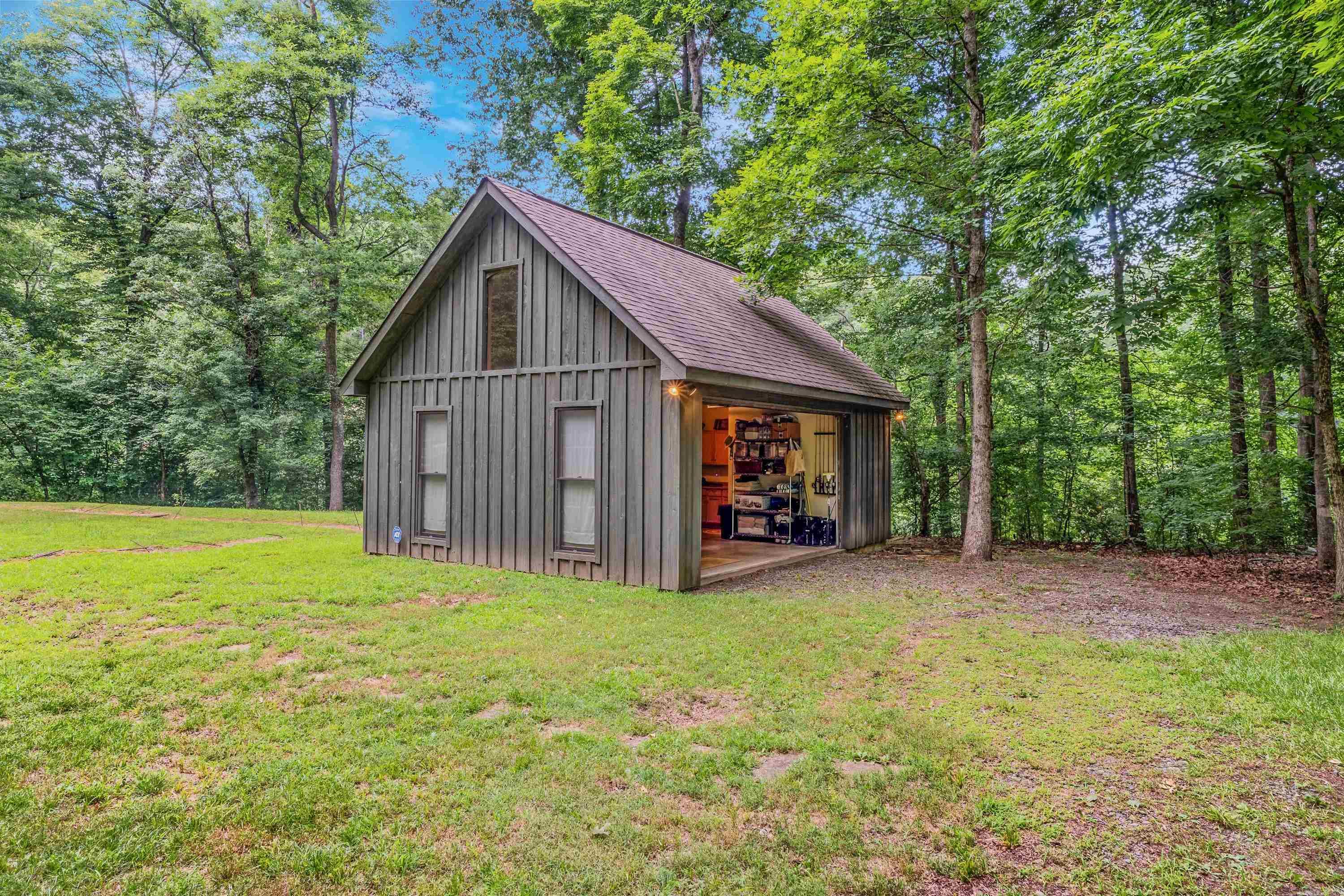 113 N Riverfront  Judsonia, AR