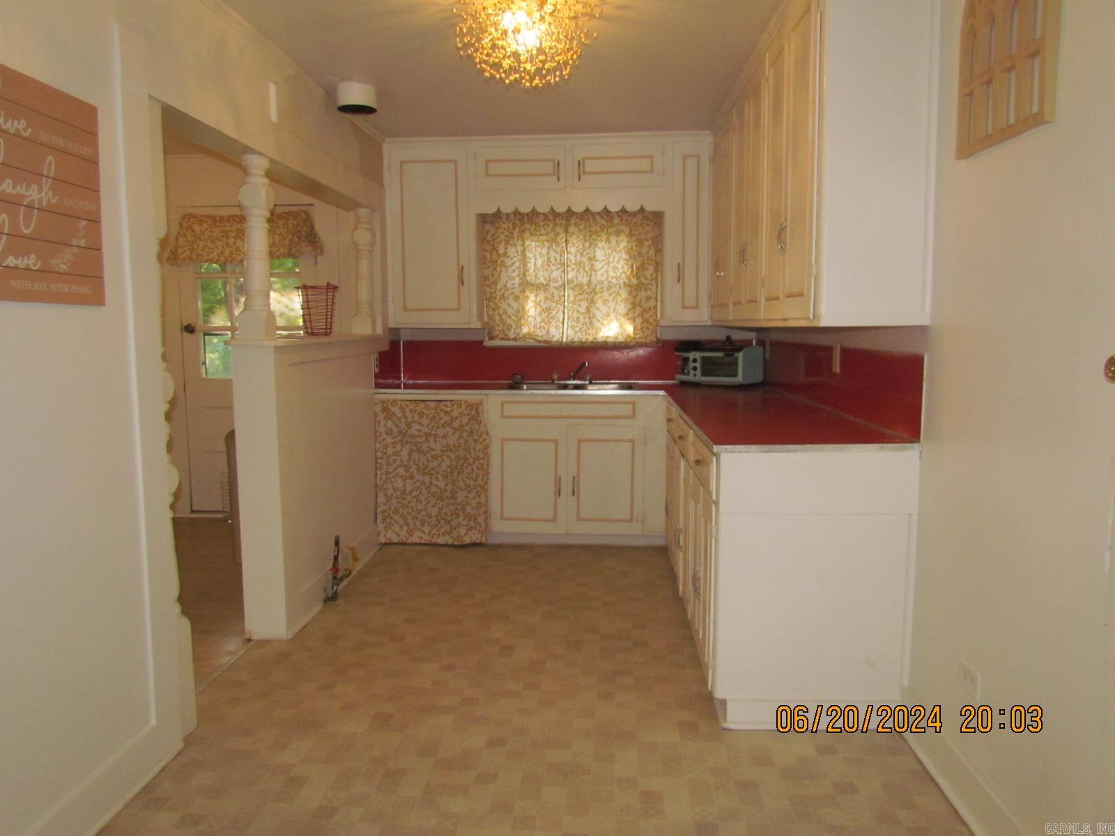 1107  Oak  Crossett, AR