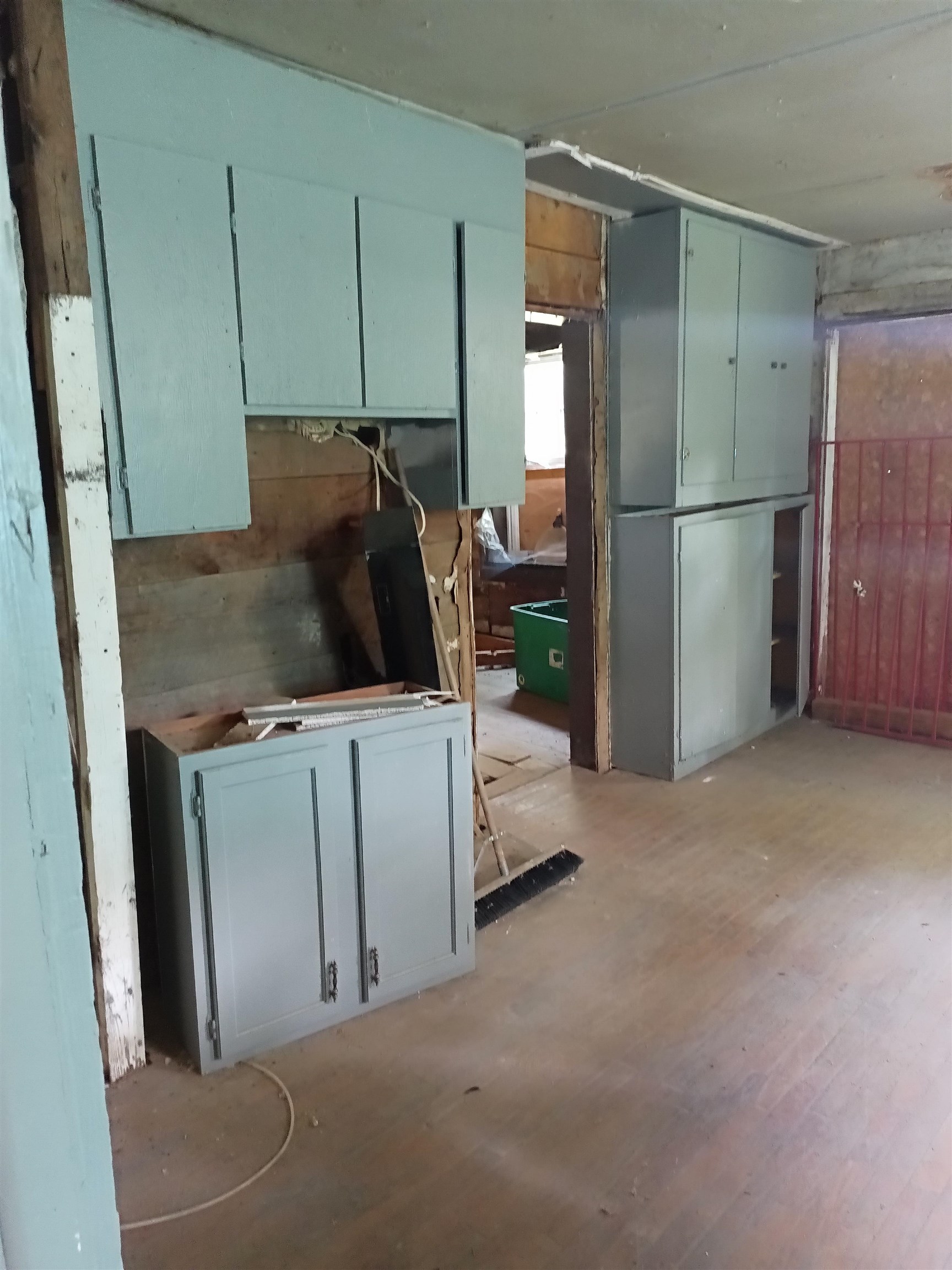 210 N Oak St  Salem, AR