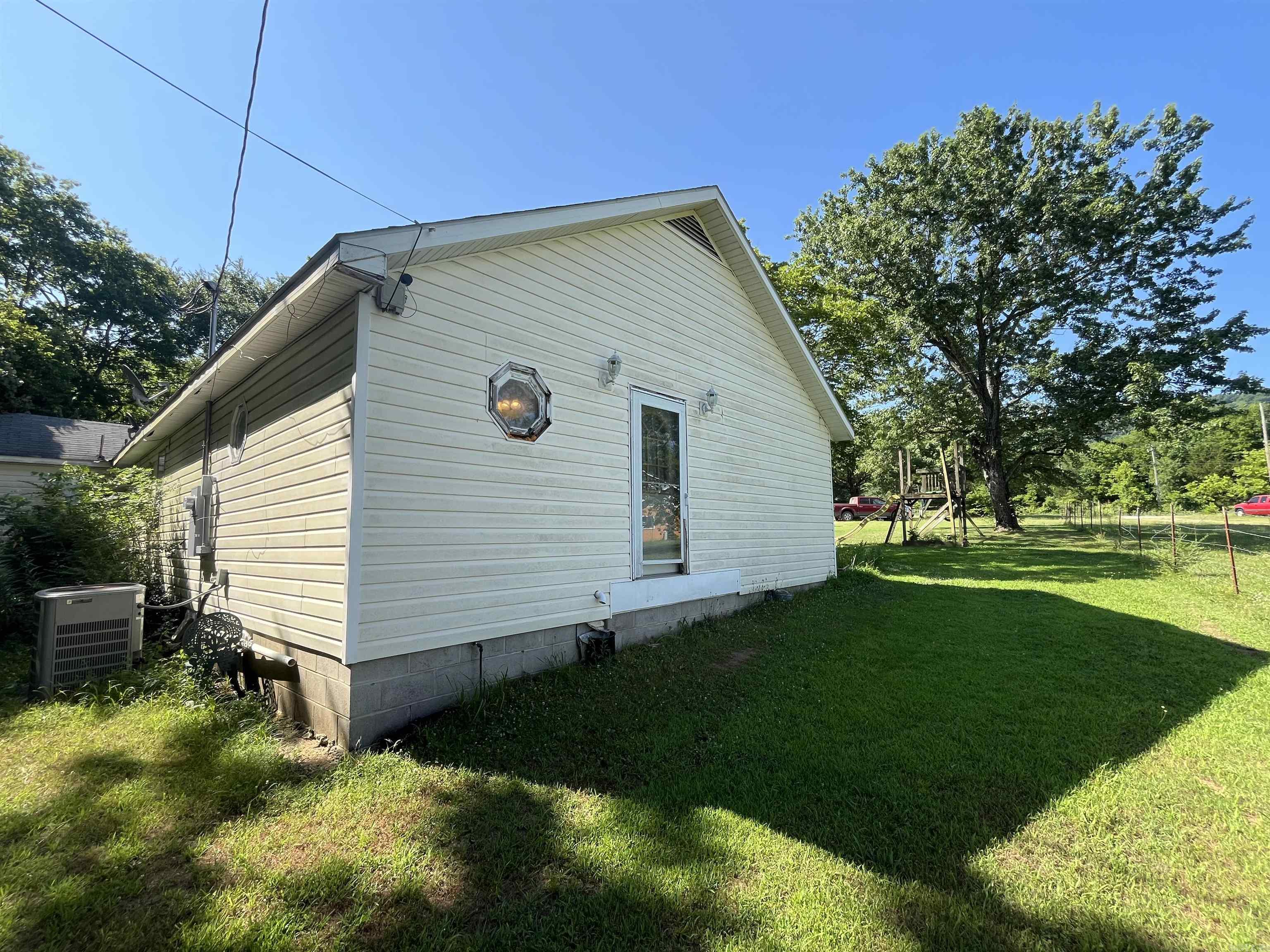 145  Cajun Creek Rd  Mountain View, AR