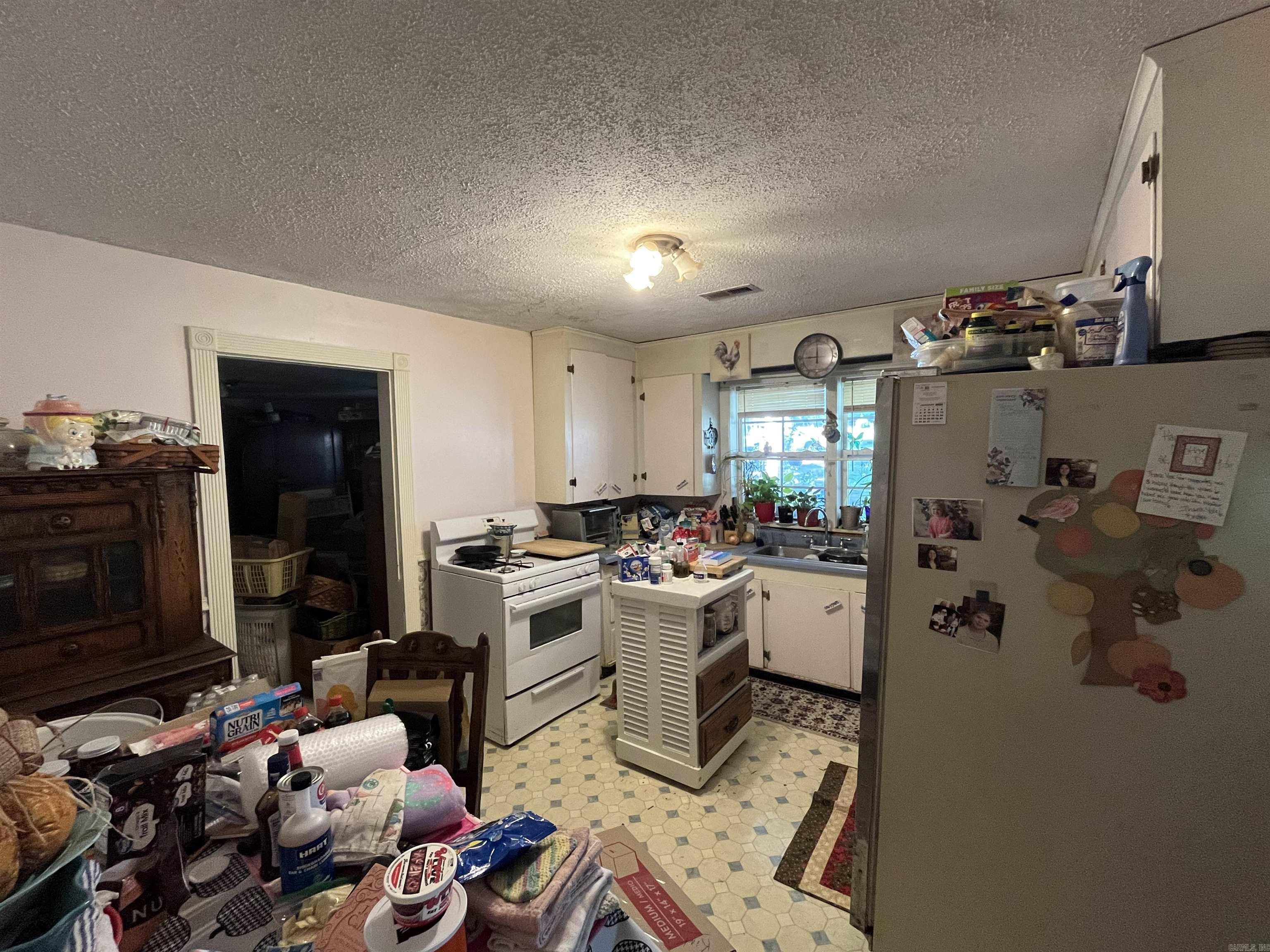 145  Cajun Creek Rd  Mountain View, AR