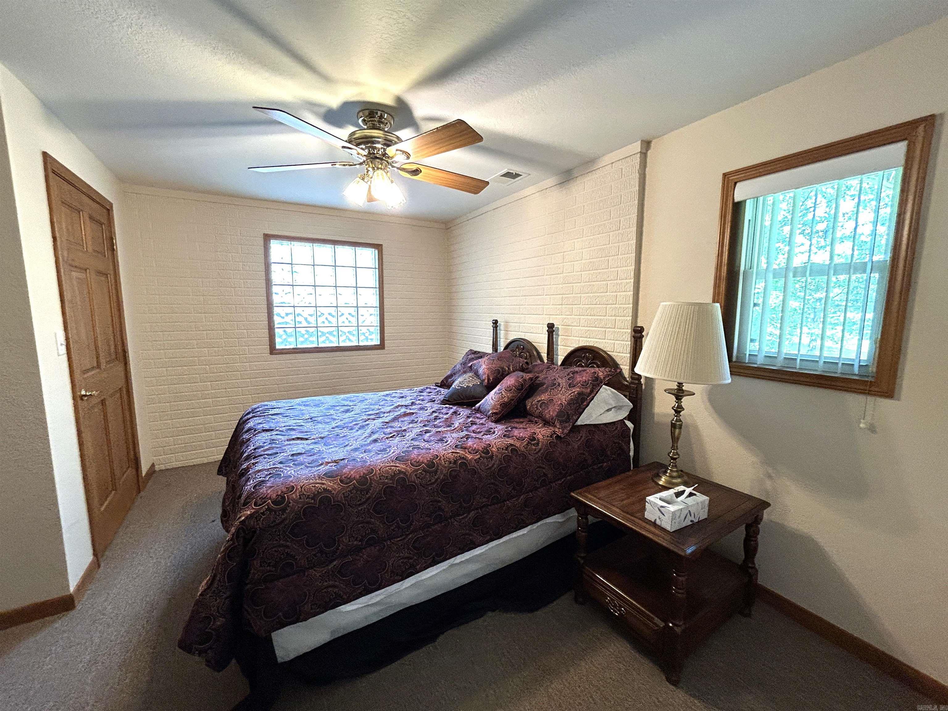 89 Split Oak Road Tumbling Shoals, AR 72581