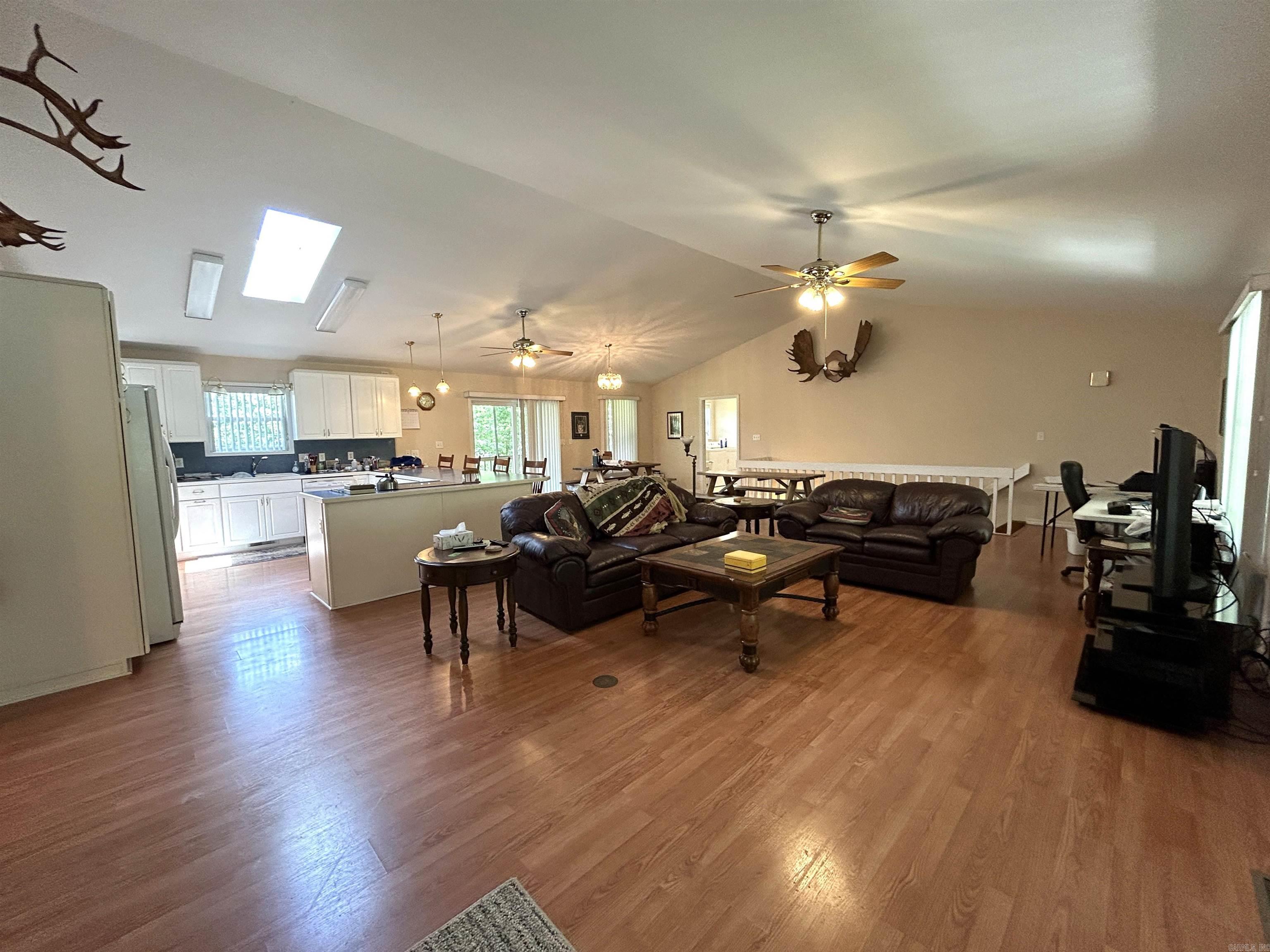 89 Split Oak Road Tumbling Shoals, AR 72581