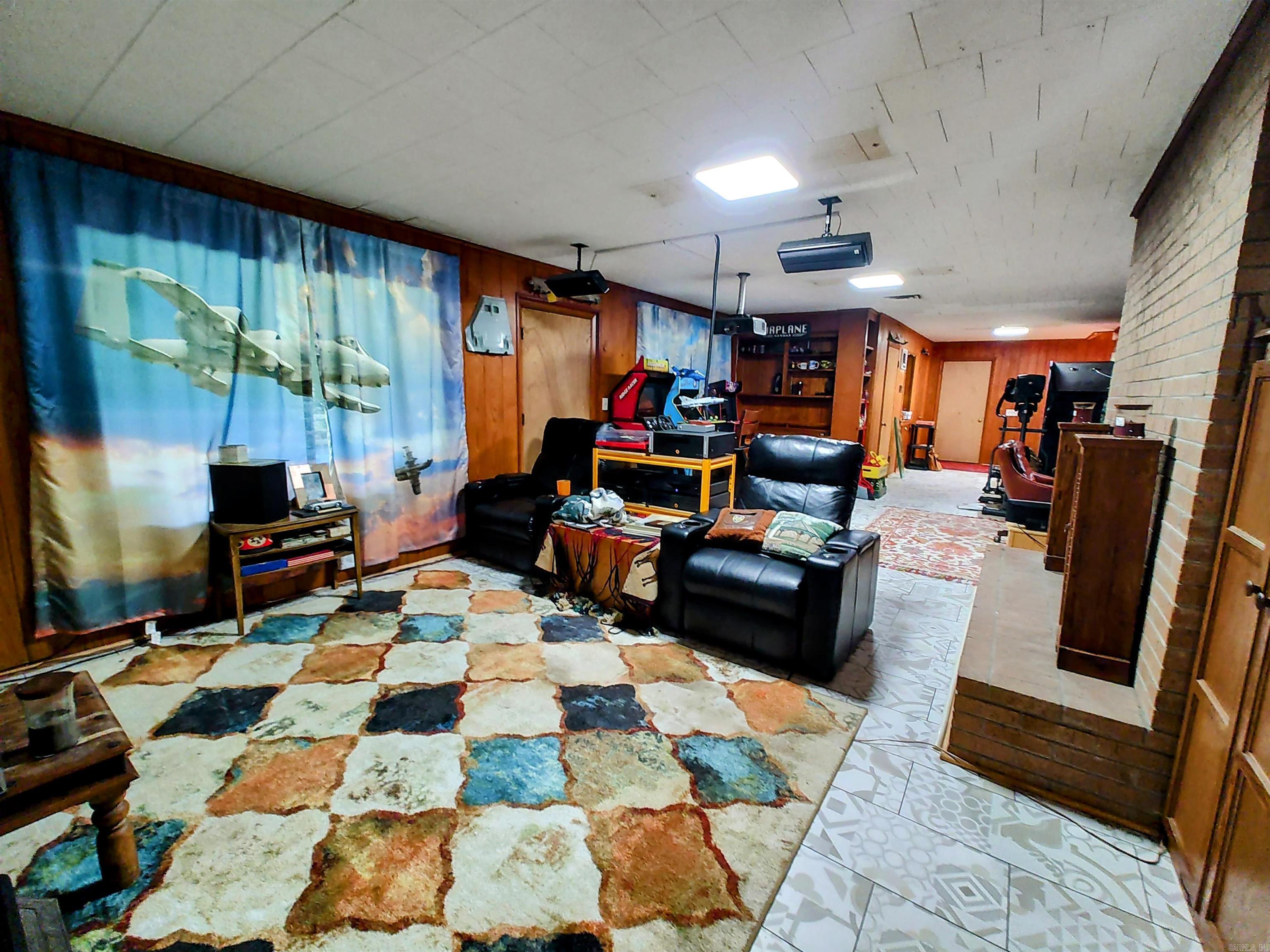 1077  Ridgeview  Camden, AR