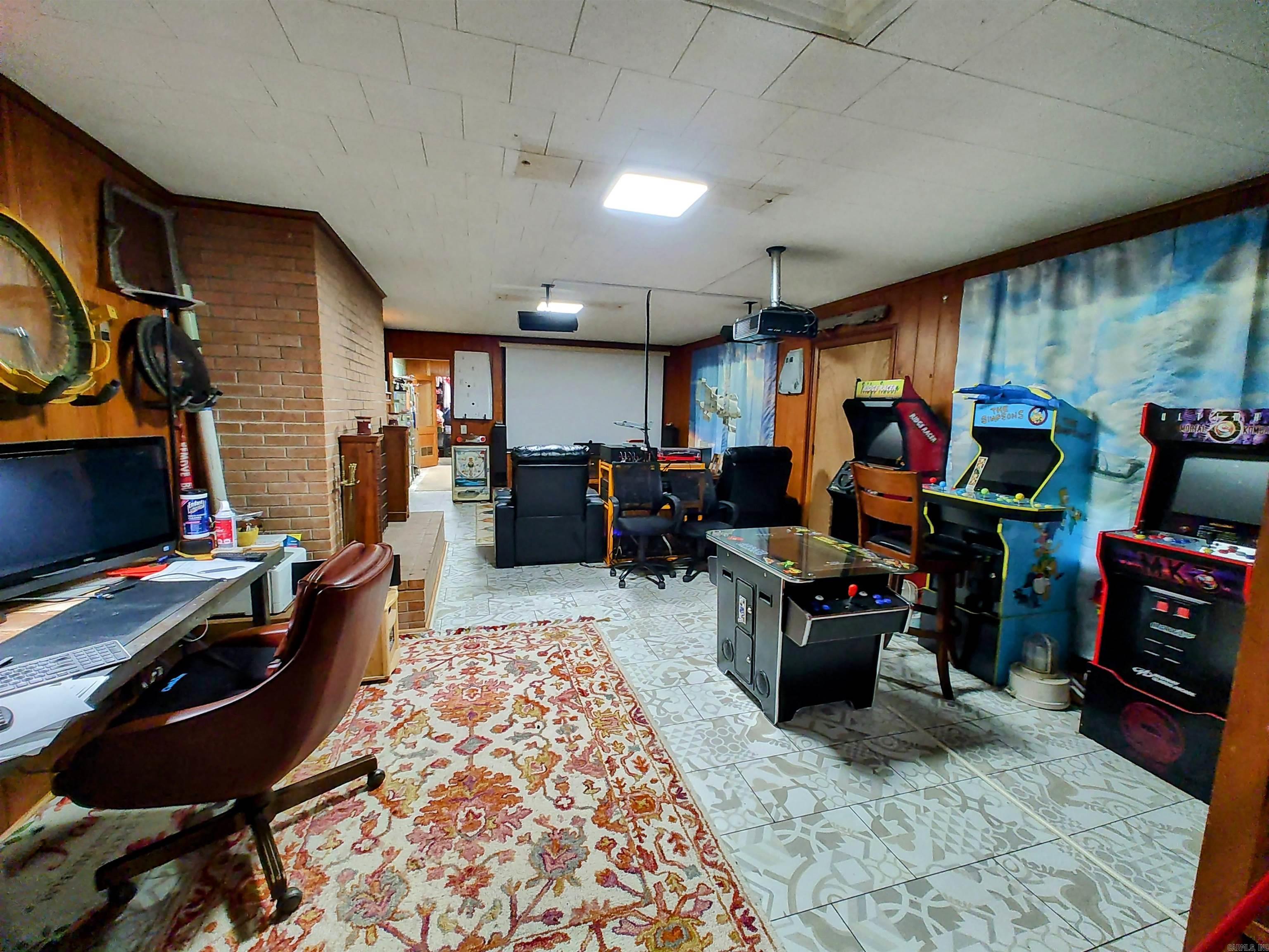 1077  Ridgeview  Camden, AR