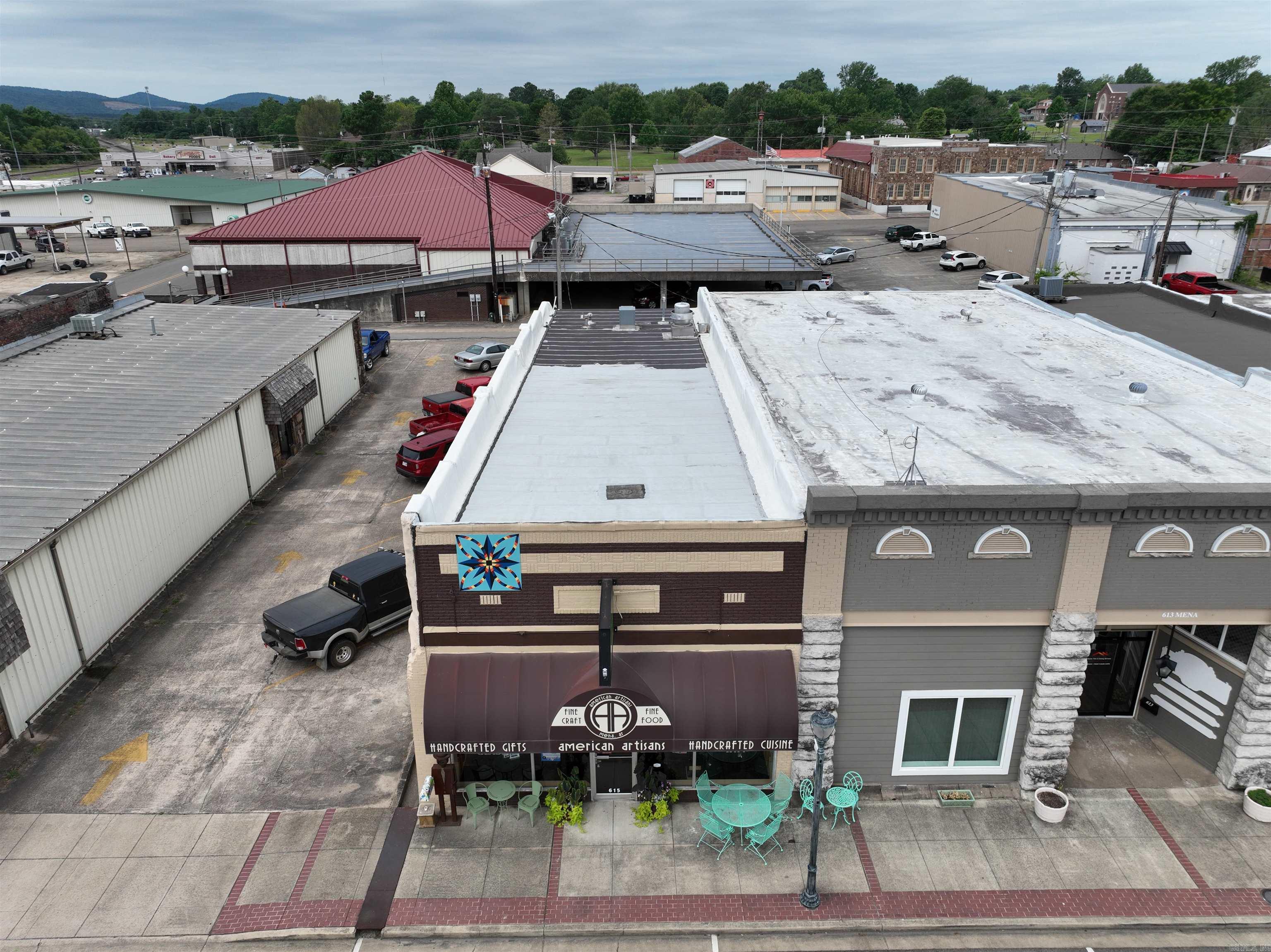 615  Mena  Mena, AR