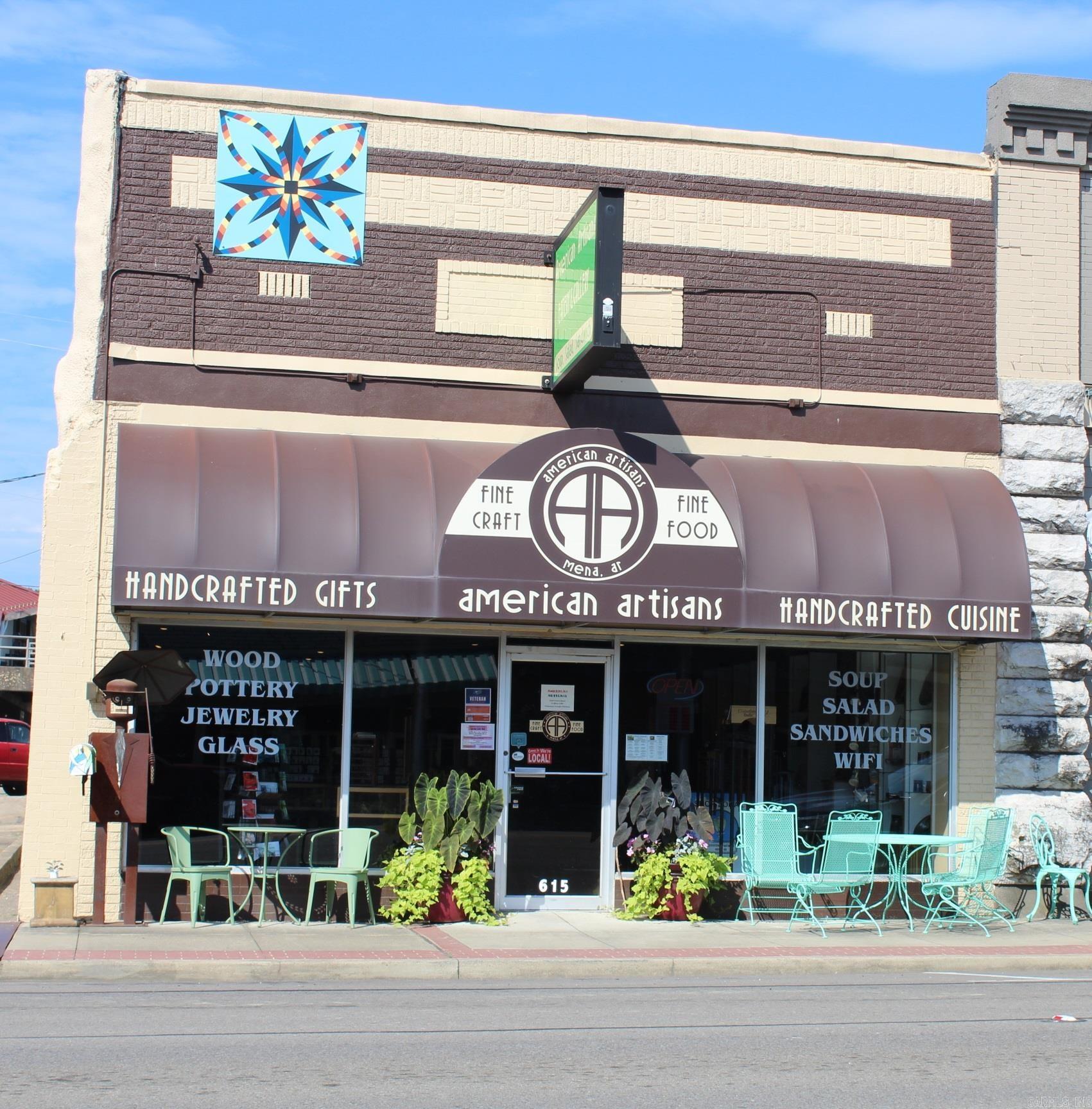 615  Mena  Mena, AR