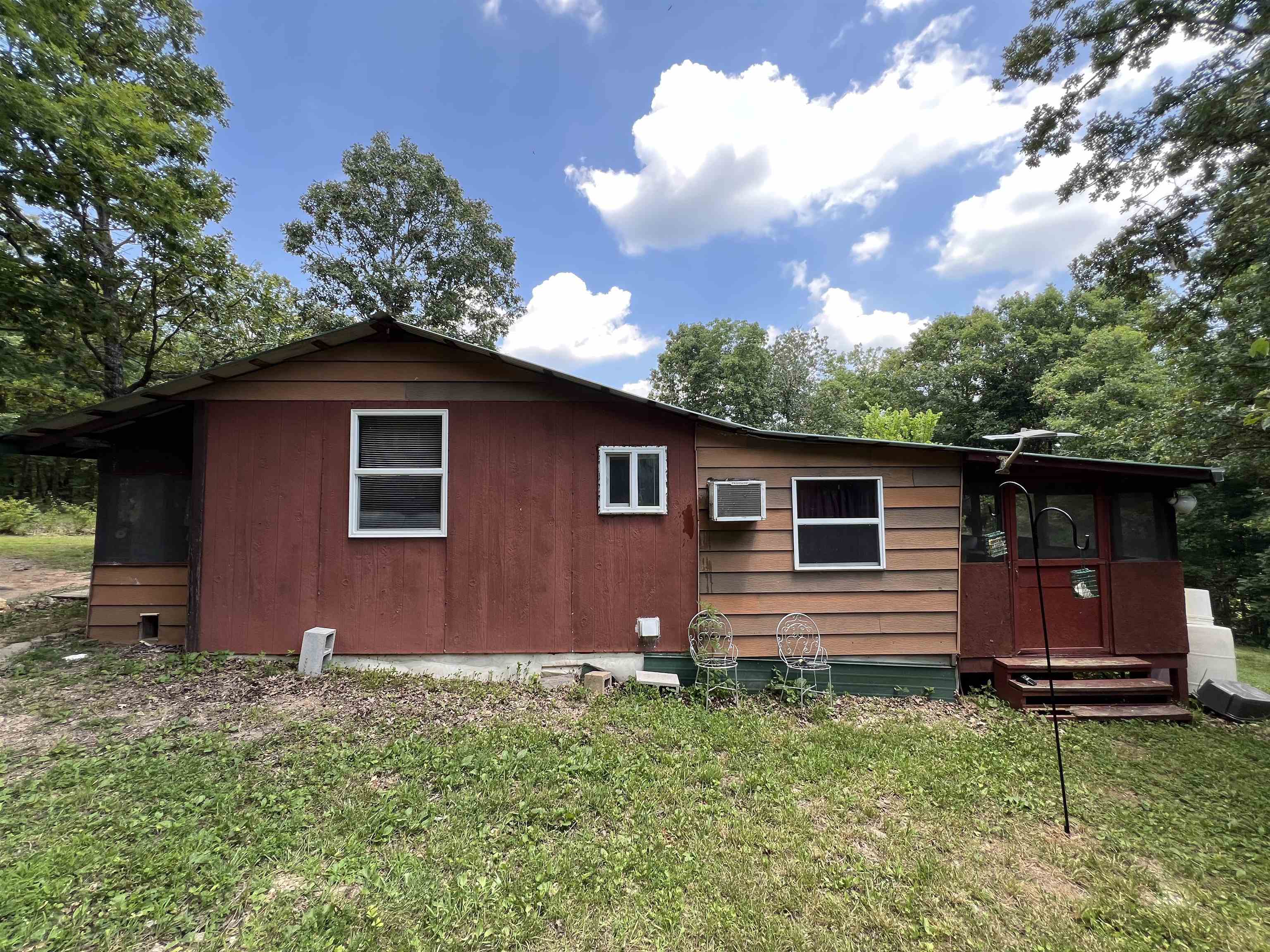 961  Mcfadden  Hardy, AR