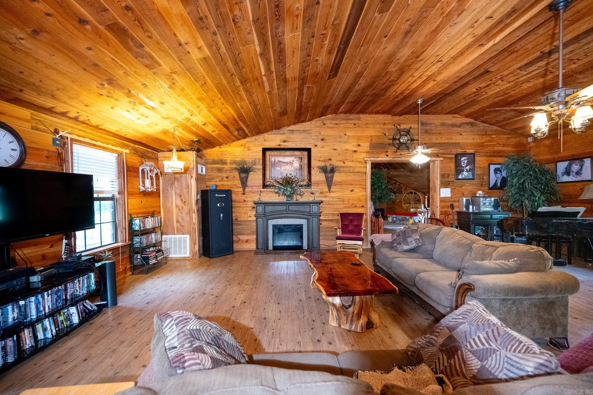 421  Polk Road 151  Hatfield, AR