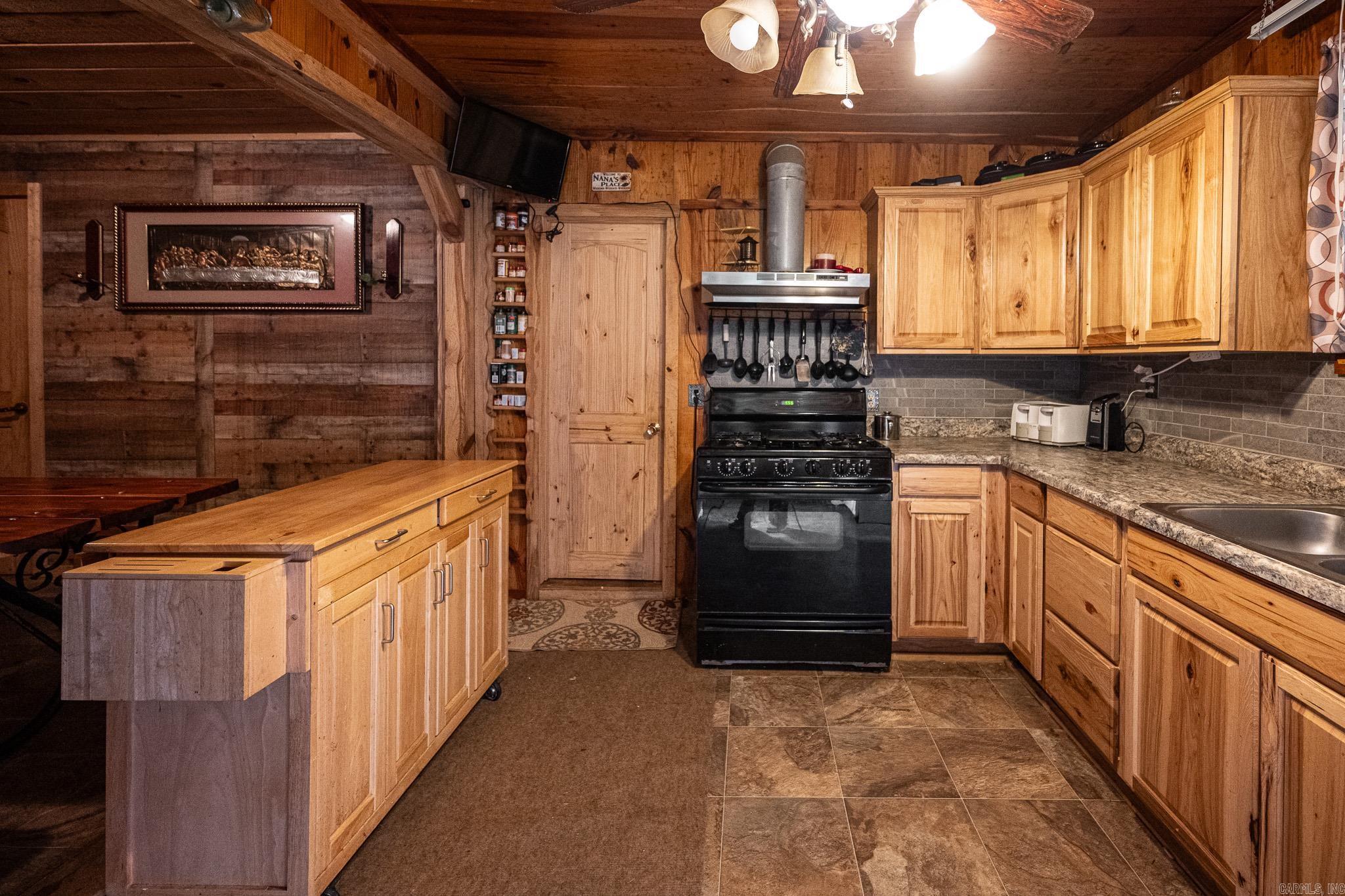 421  Polk Road 151  Hatfield, AR