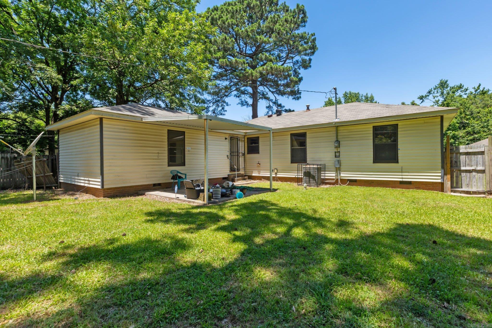 2102 W 24TH  Pine Bluff, AR