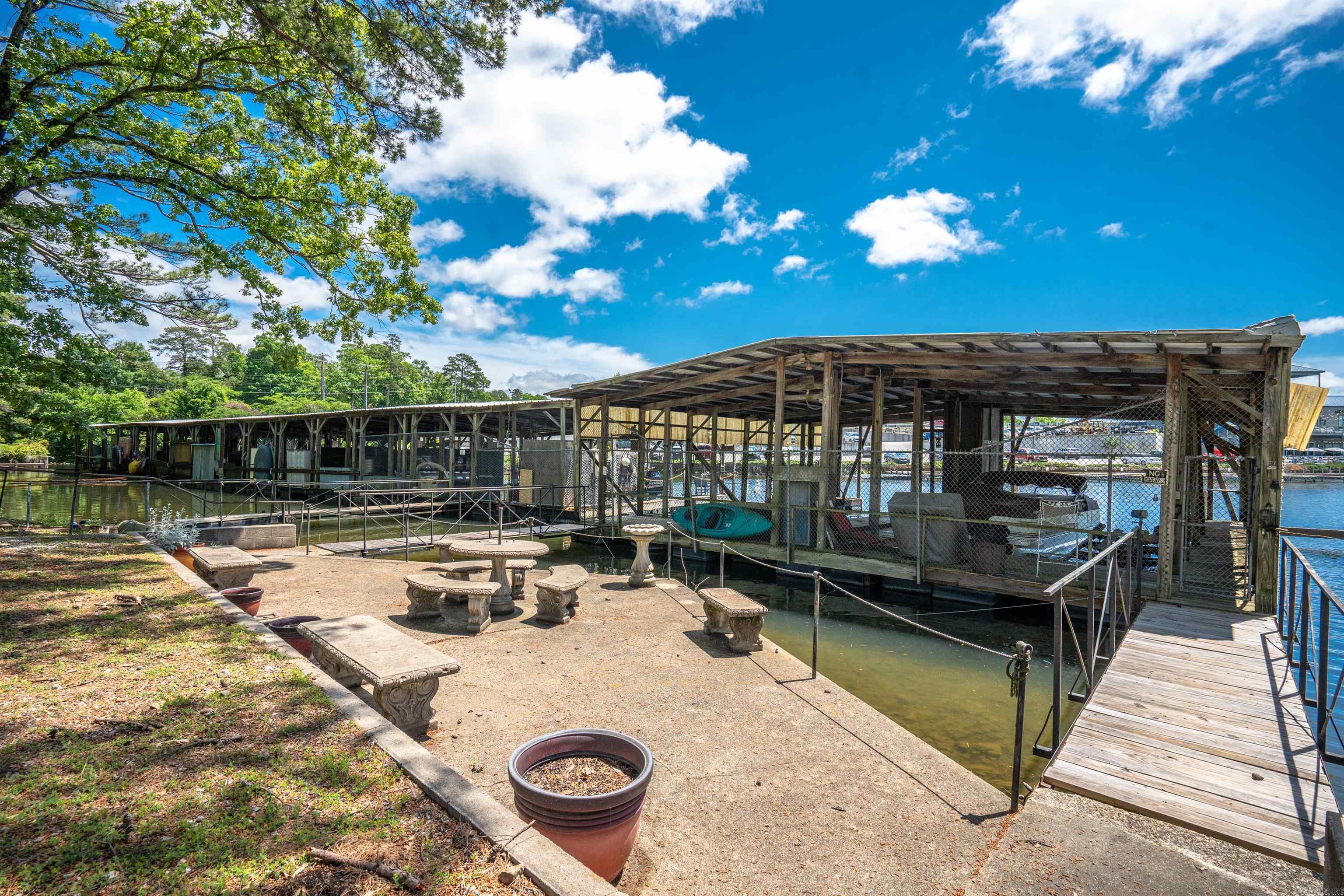 740 Weston Hot Springs, AR 71913