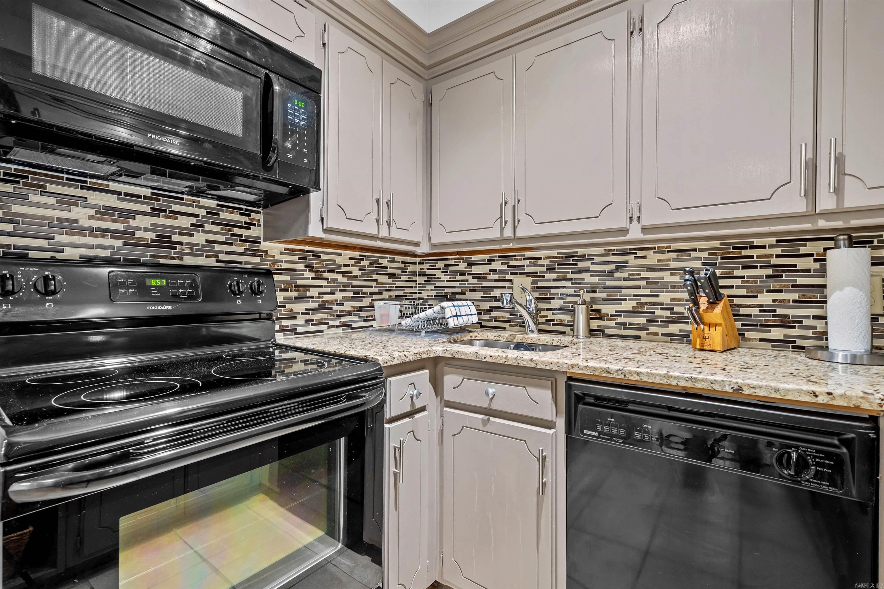 740 Weston Hot Springs, AR 71913