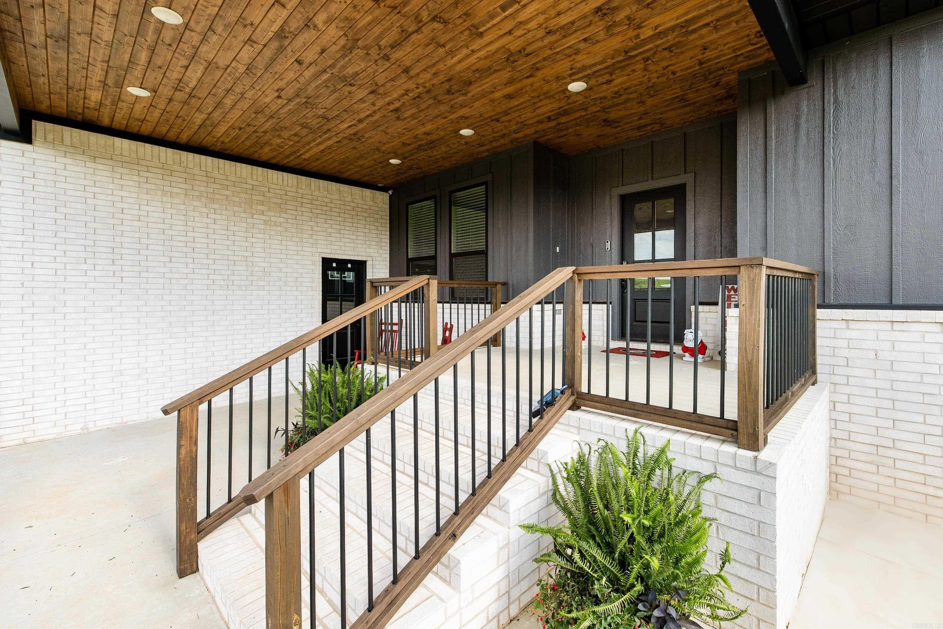 1594  Waterford  Cabot, AR