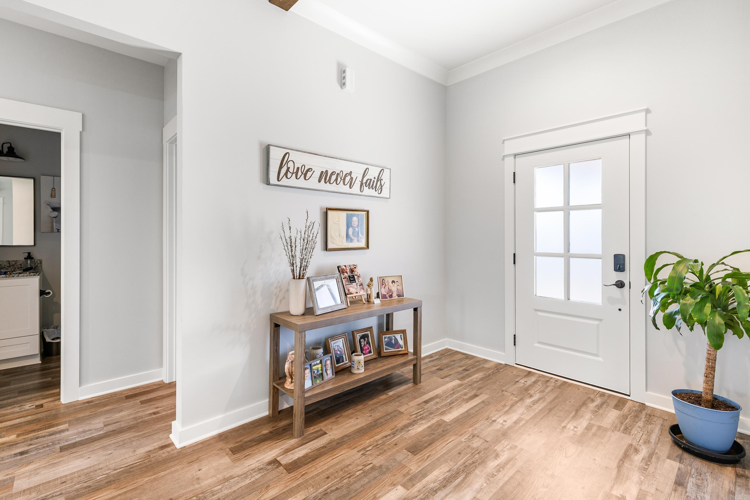 1594  Waterford  Cabot, AR