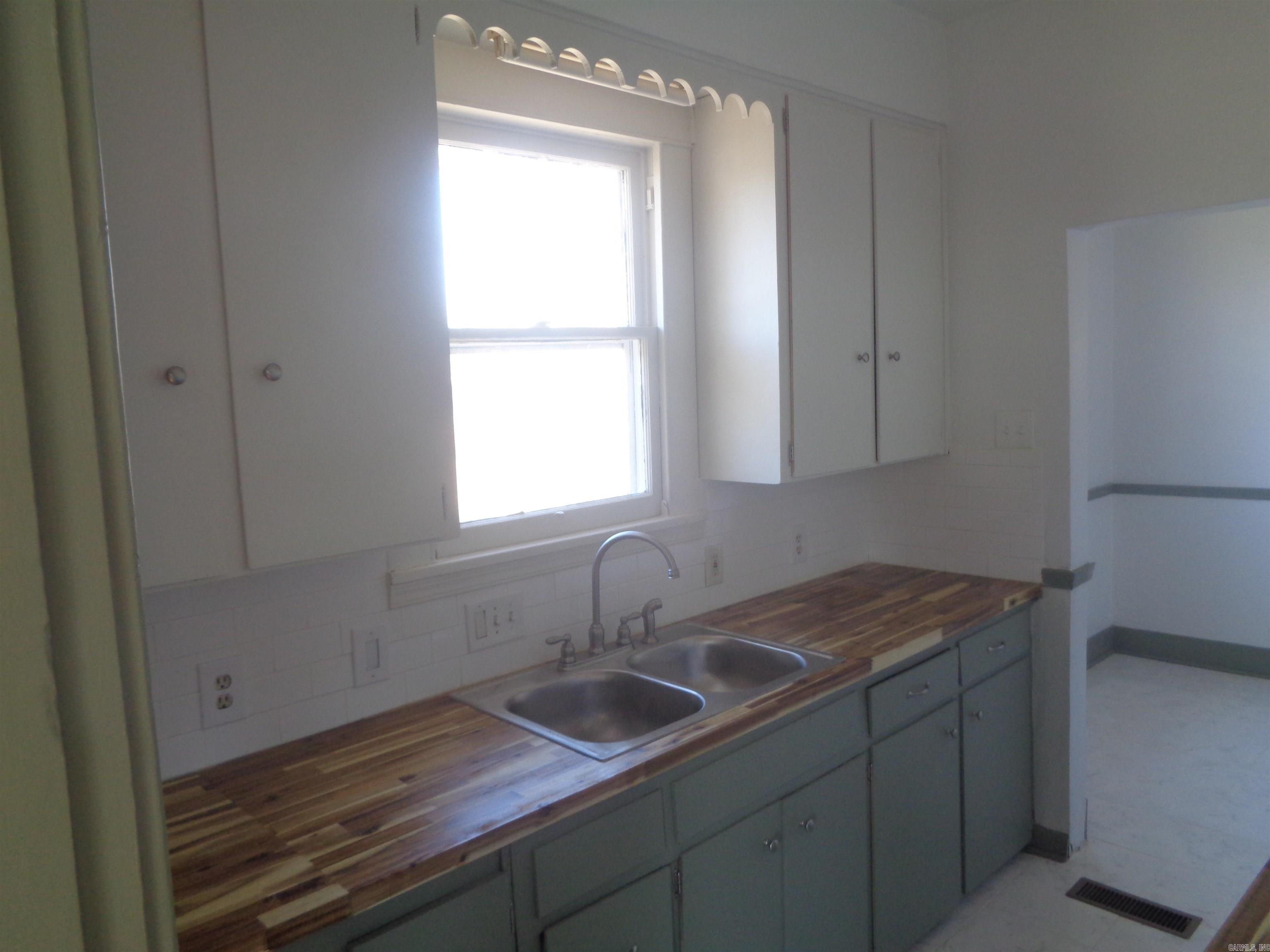 4425  Maryland  Little Rock, AR