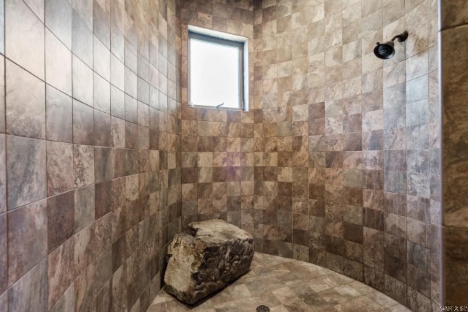 160 Bridgewater Point Hot Springs, AR 71913