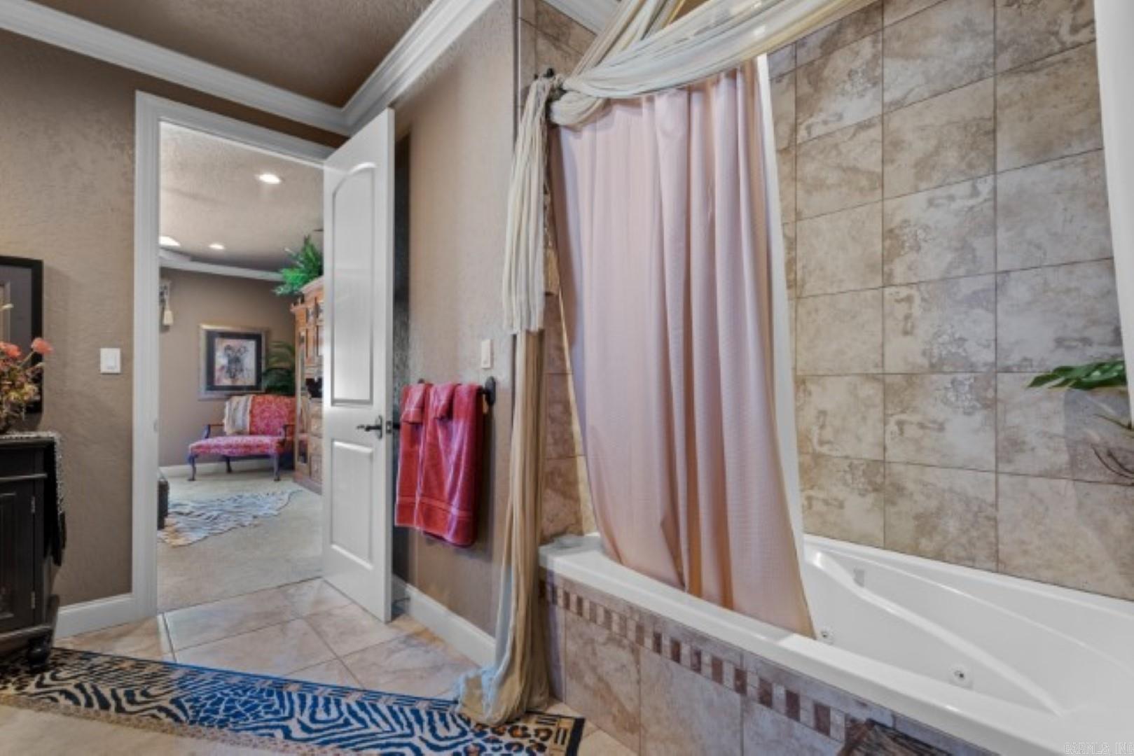 160 Bridgewater Point Hot Springs, AR 71913