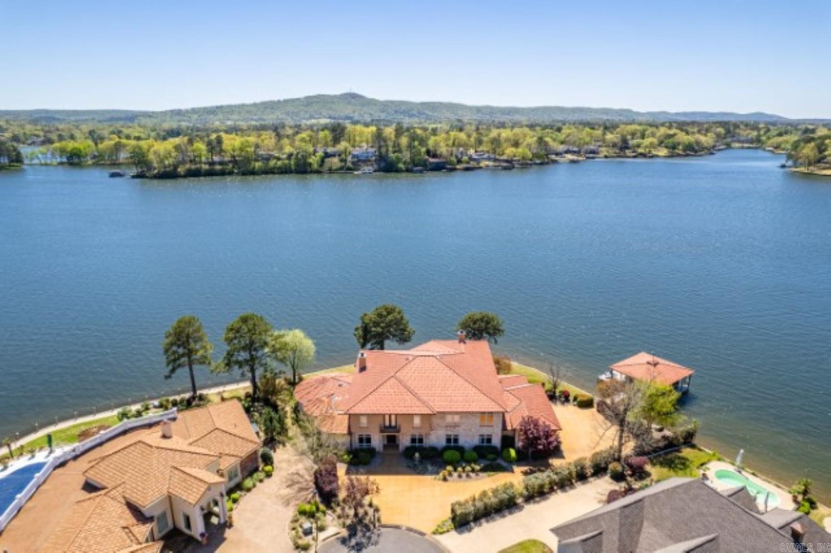 160 Bridgewater Point Hot Springs, AR 71913