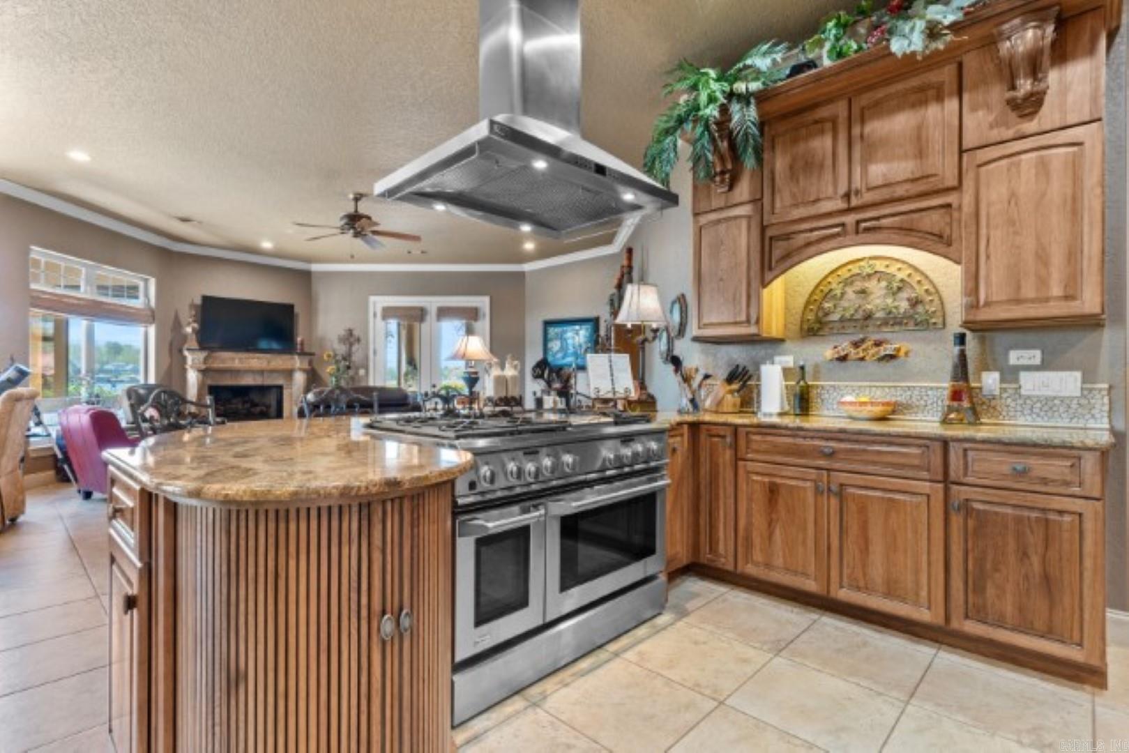160 Bridgewater Point Hot Springs, AR 71913