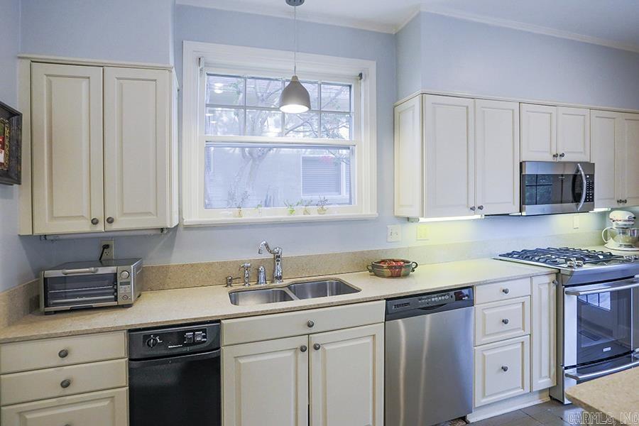 5415  Centerwood  Little Rock, AR