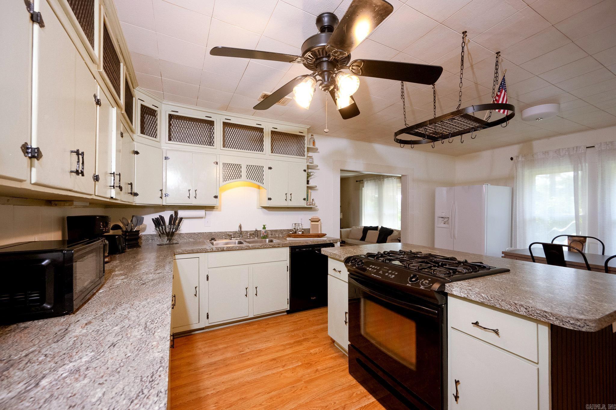 1471  Highway 270 West  Mena, AR