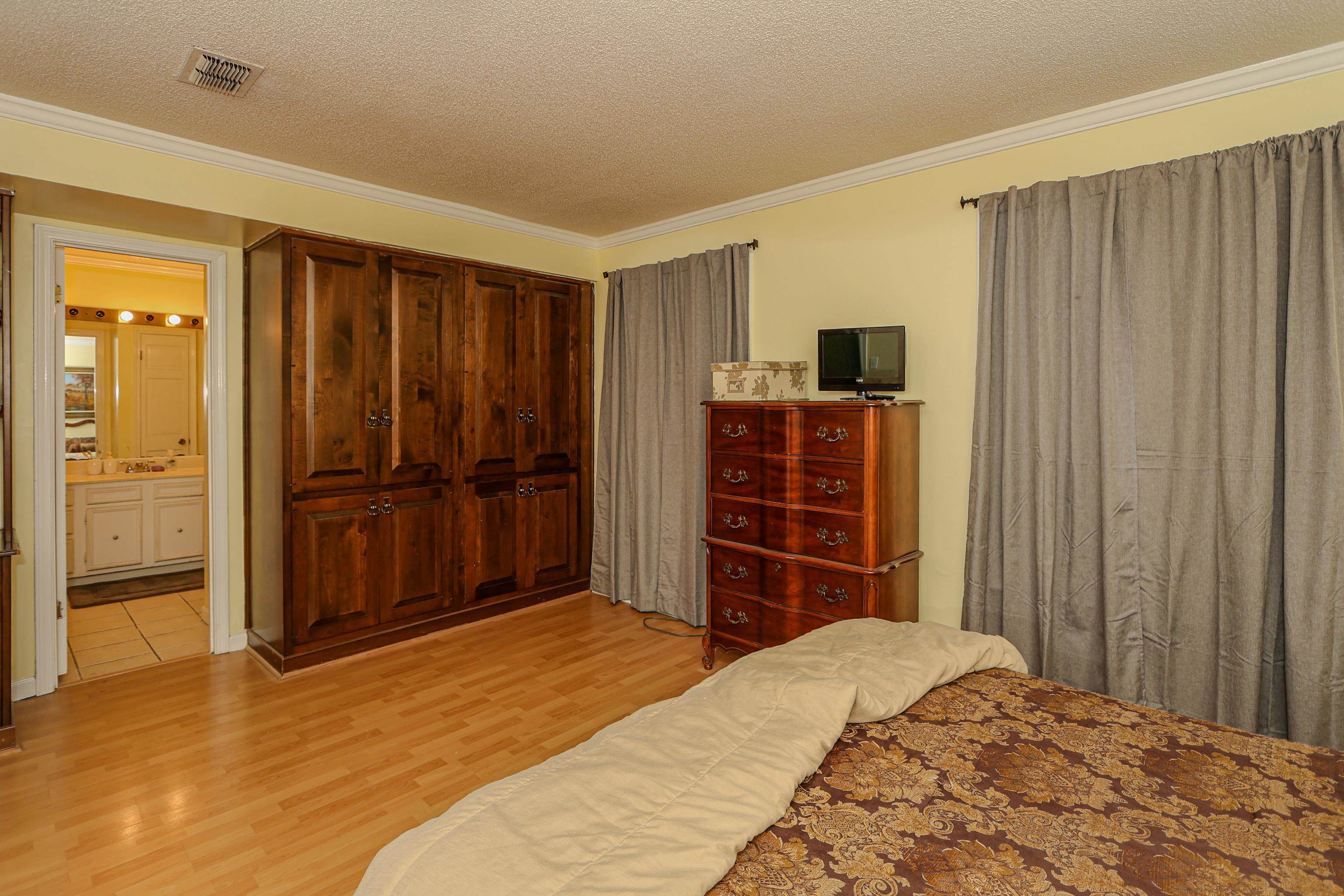 2318  Redbud Dr  Jonesboro, AR