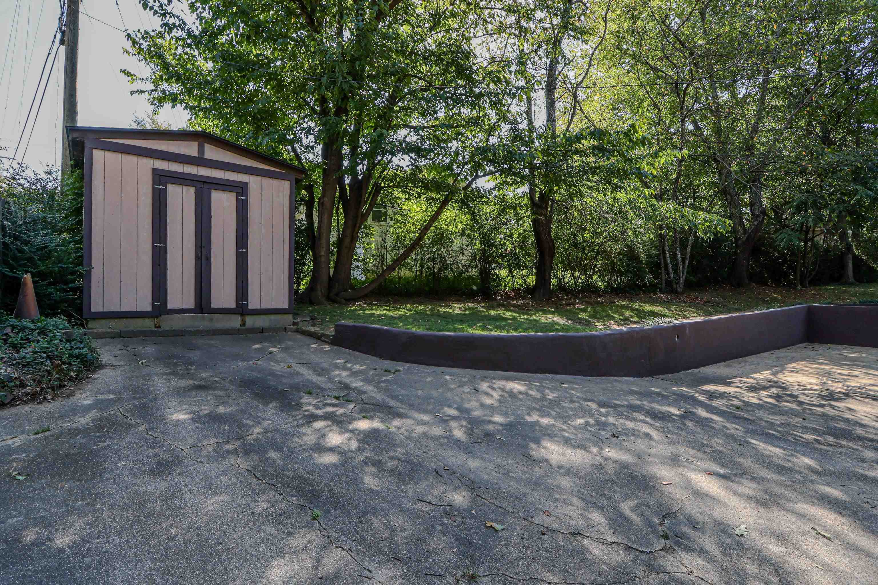 2318  Redbud Dr  Jonesboro, AR